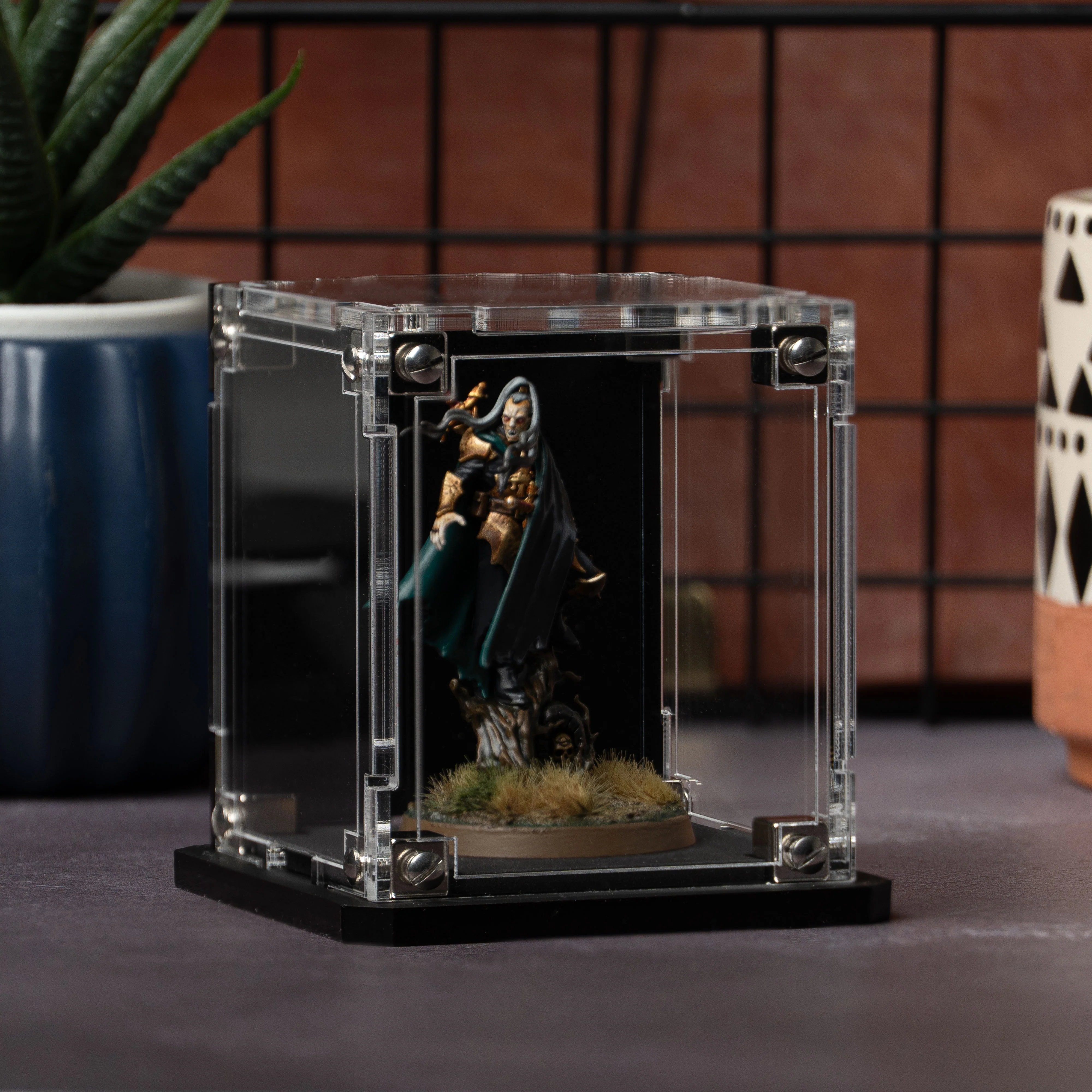 Black Friday Display Case for Warhammer® Miniature - Gift with Purchase - Image 4