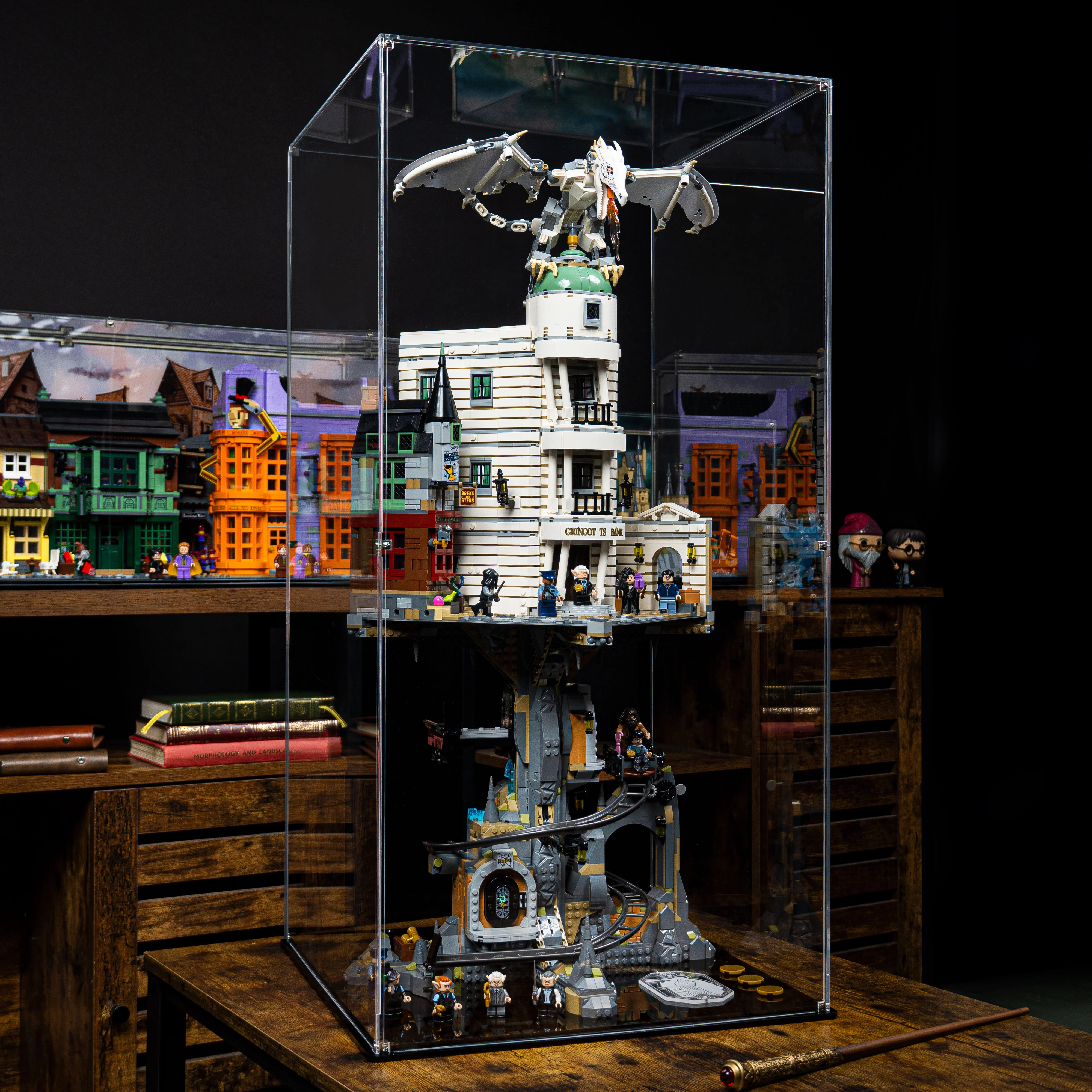 Clear Display Case for LEGO® Harry Potter: Gringotts™ Wizarding Bank – Collectors' Edition (76417) - Image 11