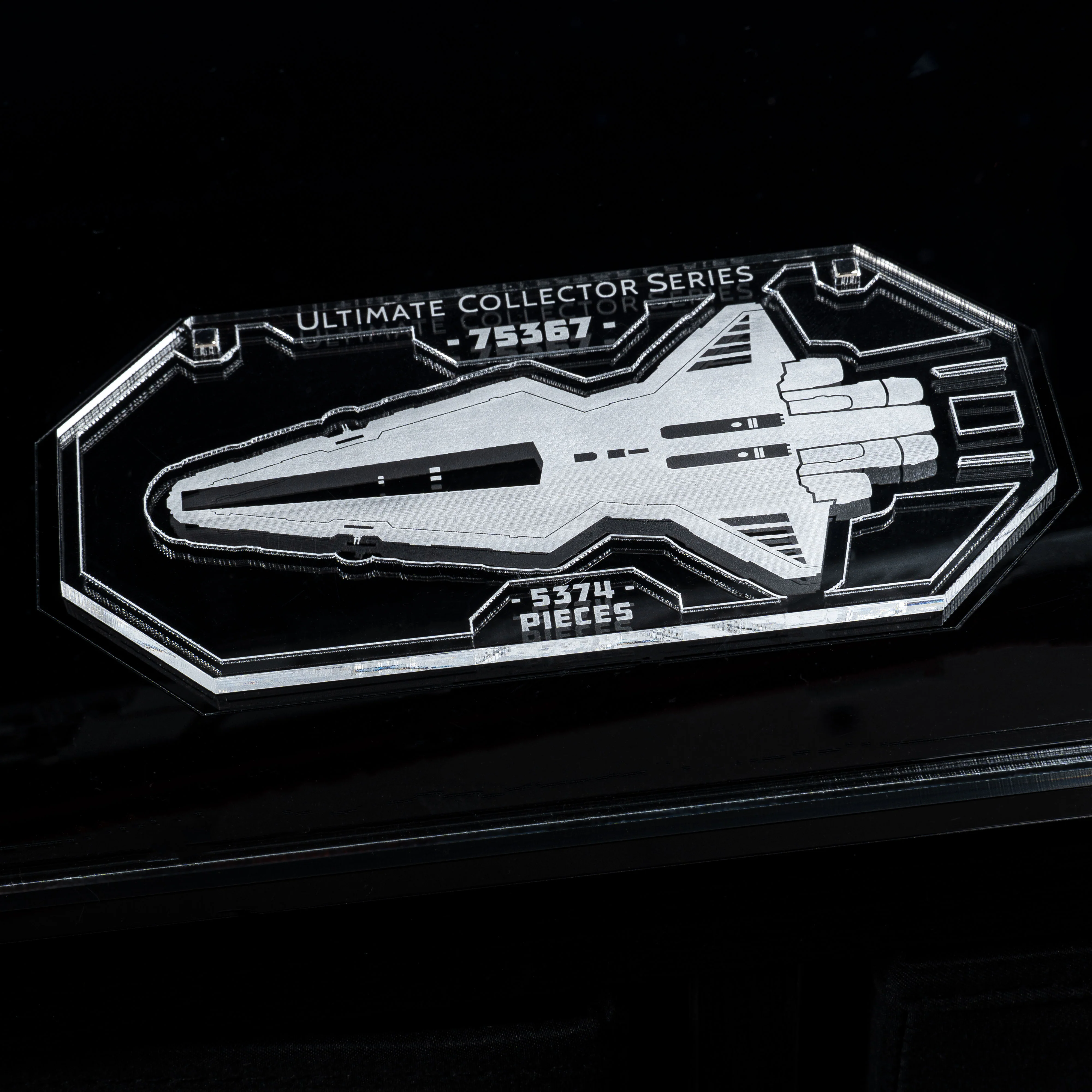 Clear Display Case for LEGO® Star Wars™ Venator-Class Republic Attack Cruiser (75367) - Image 23