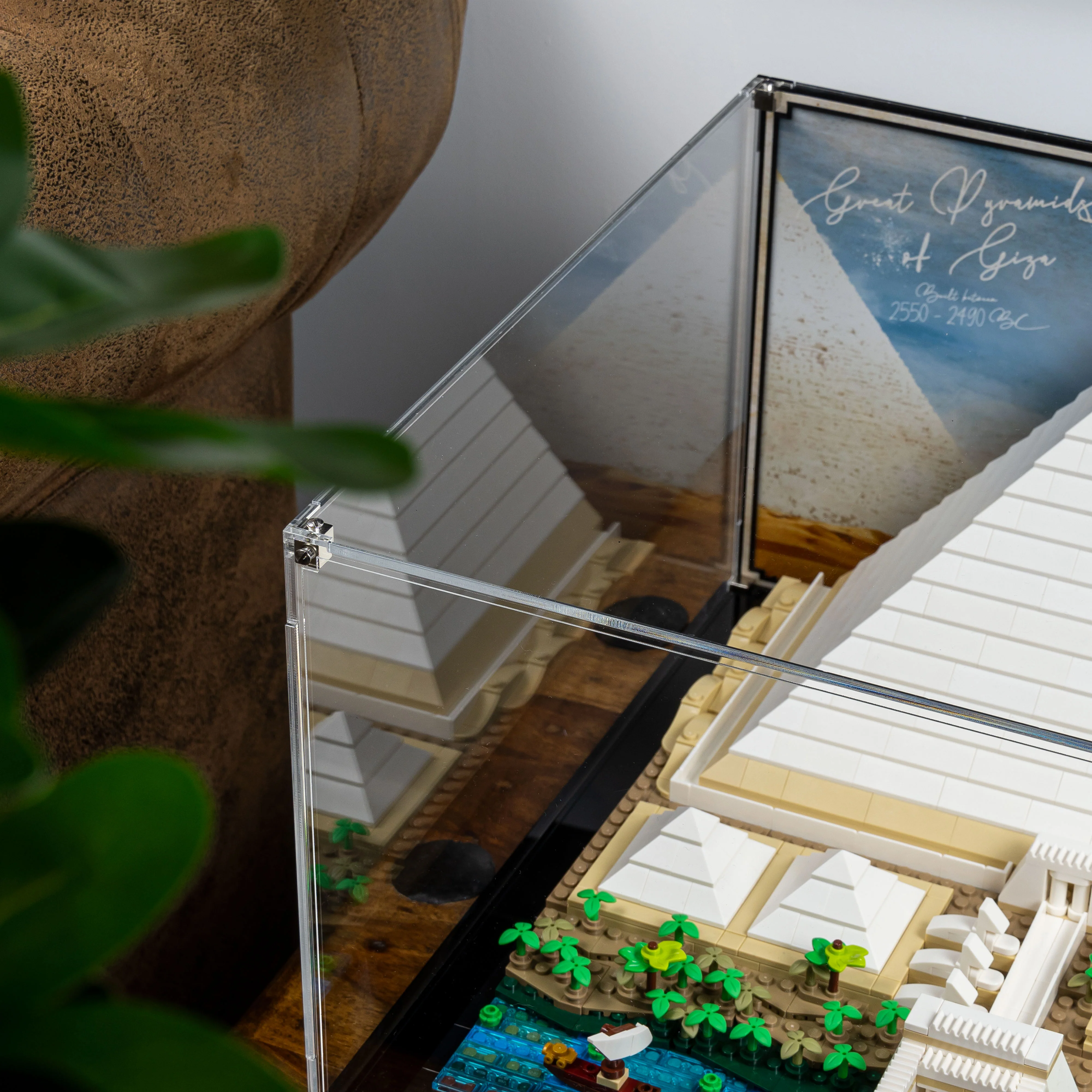 Display Case for LEGO® Architecture: Pyramid of Giza (21058) - Image 4