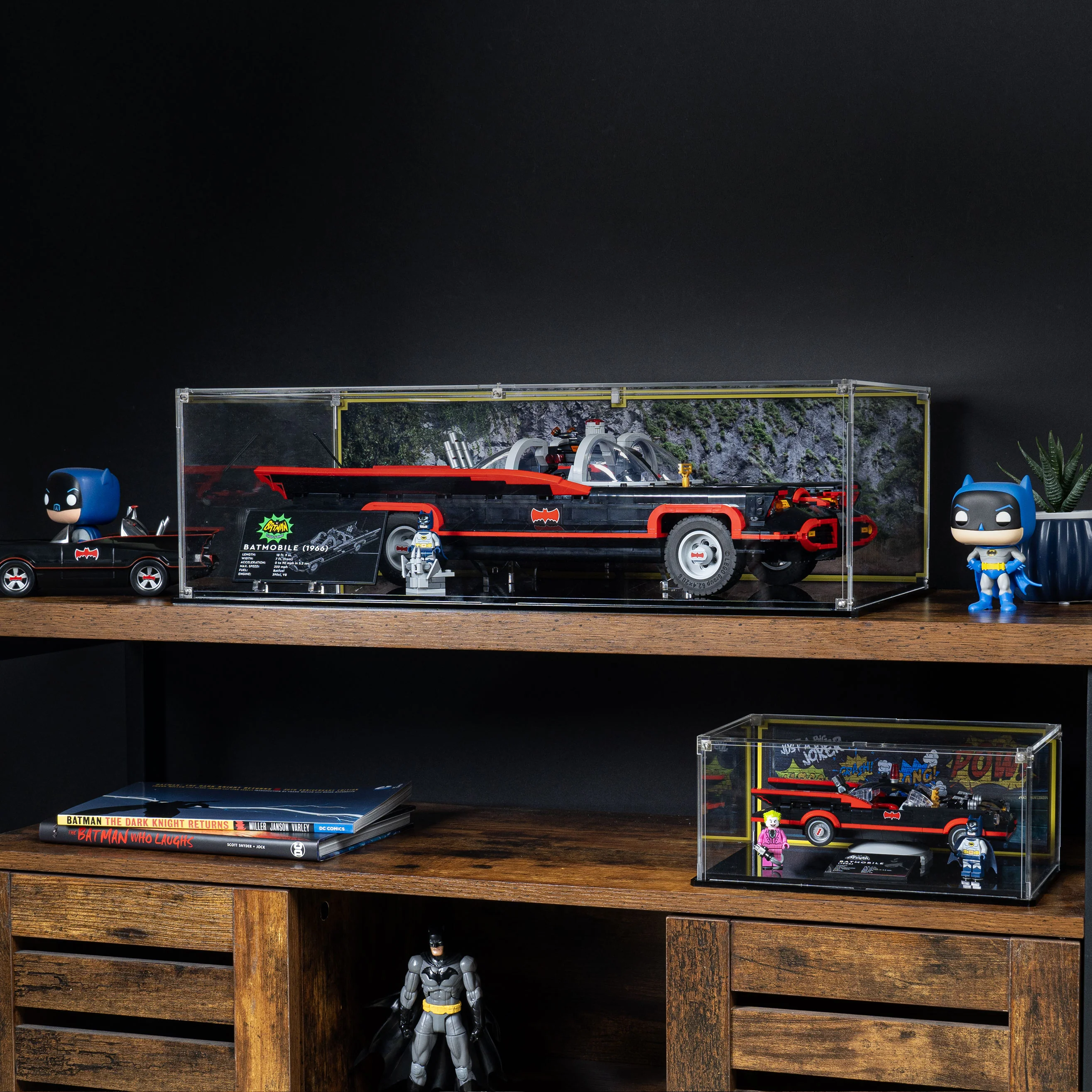 Display Case for LEGO Batman™: The Classic TV Series Batmobile™ (76328) - Image 10