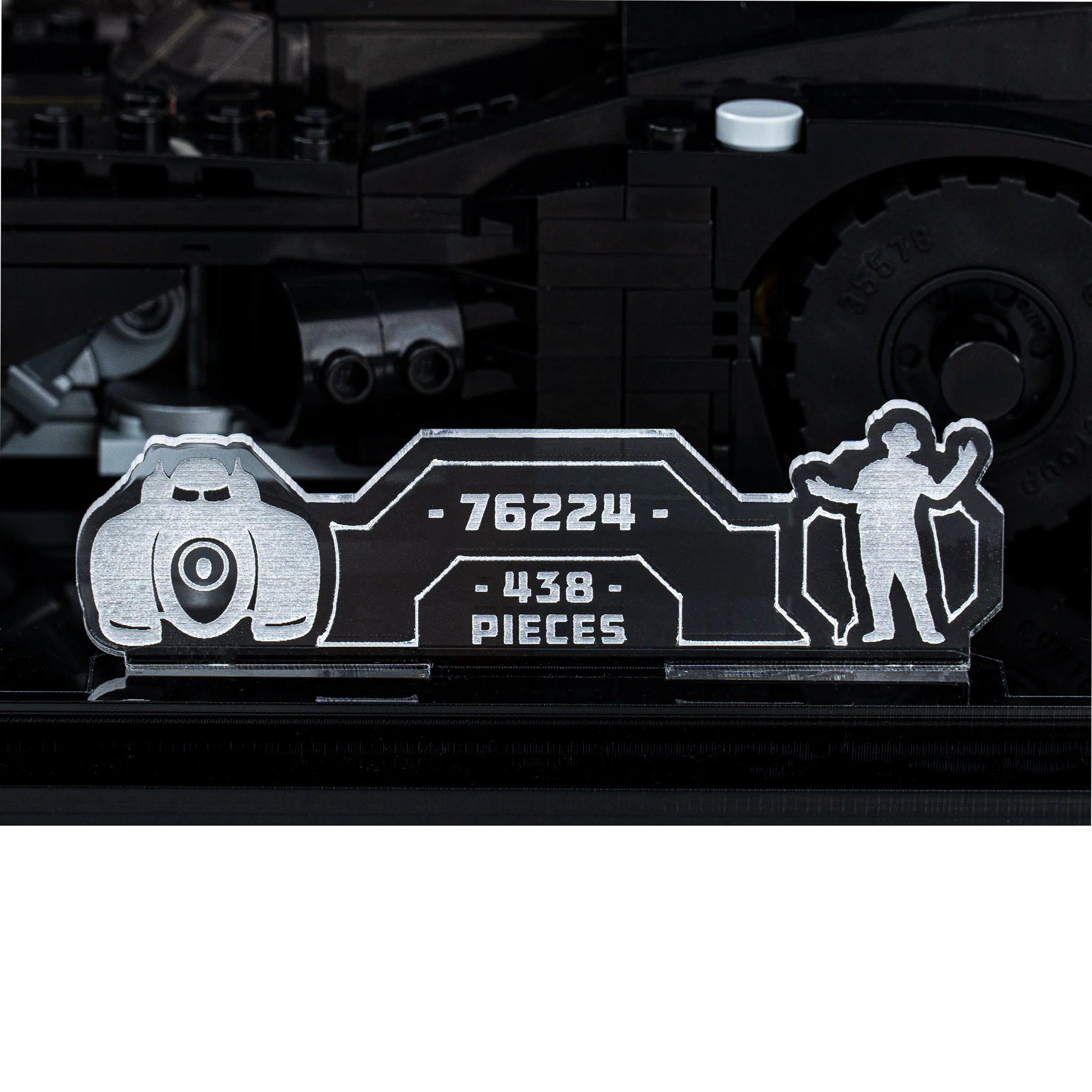 Display Case for LEGO® Batmobile™: Batman™ vs. The Joker™ Chase (76224) - Image 4