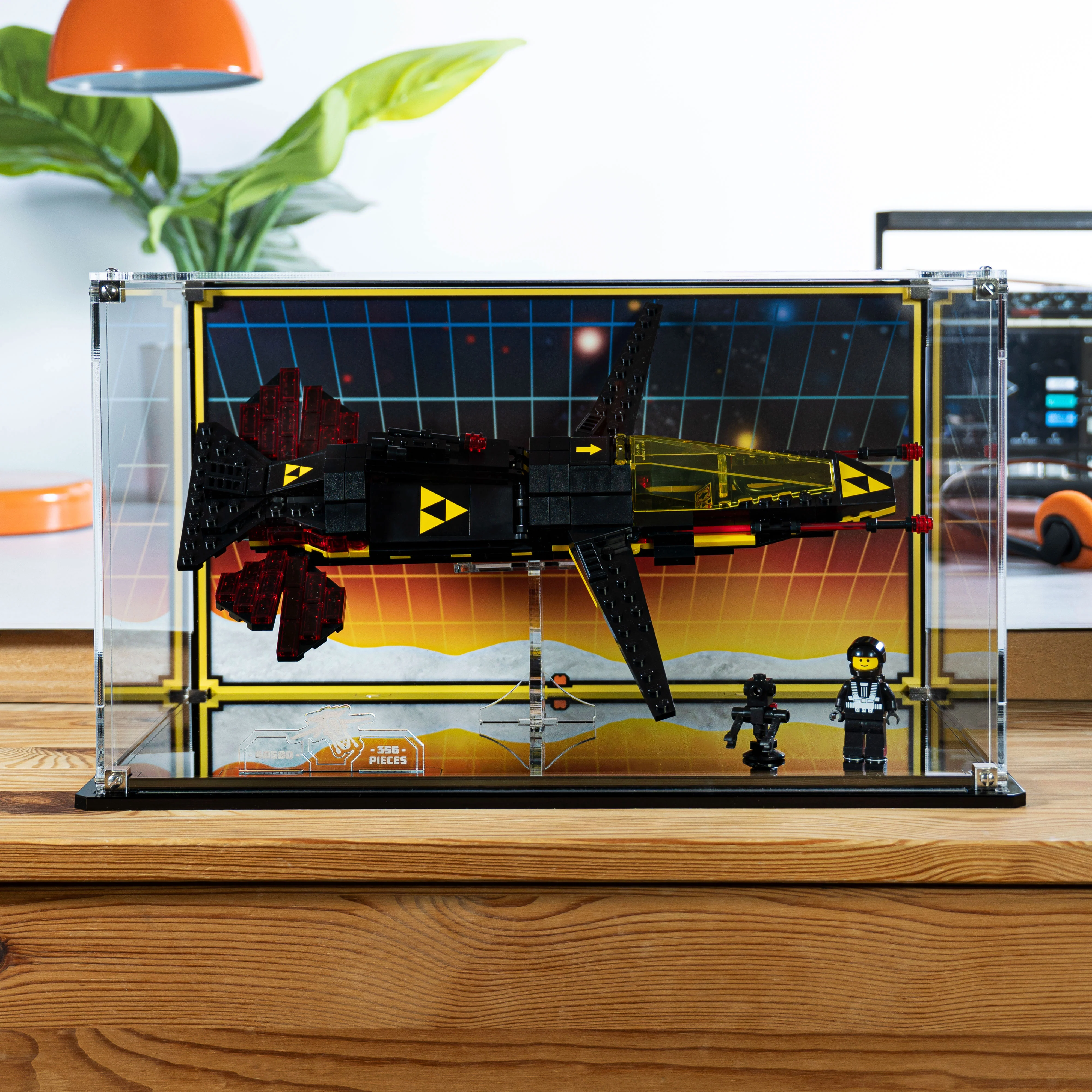 Display Case for LEGO® Blacktron Cruiser (40580) - Image 6