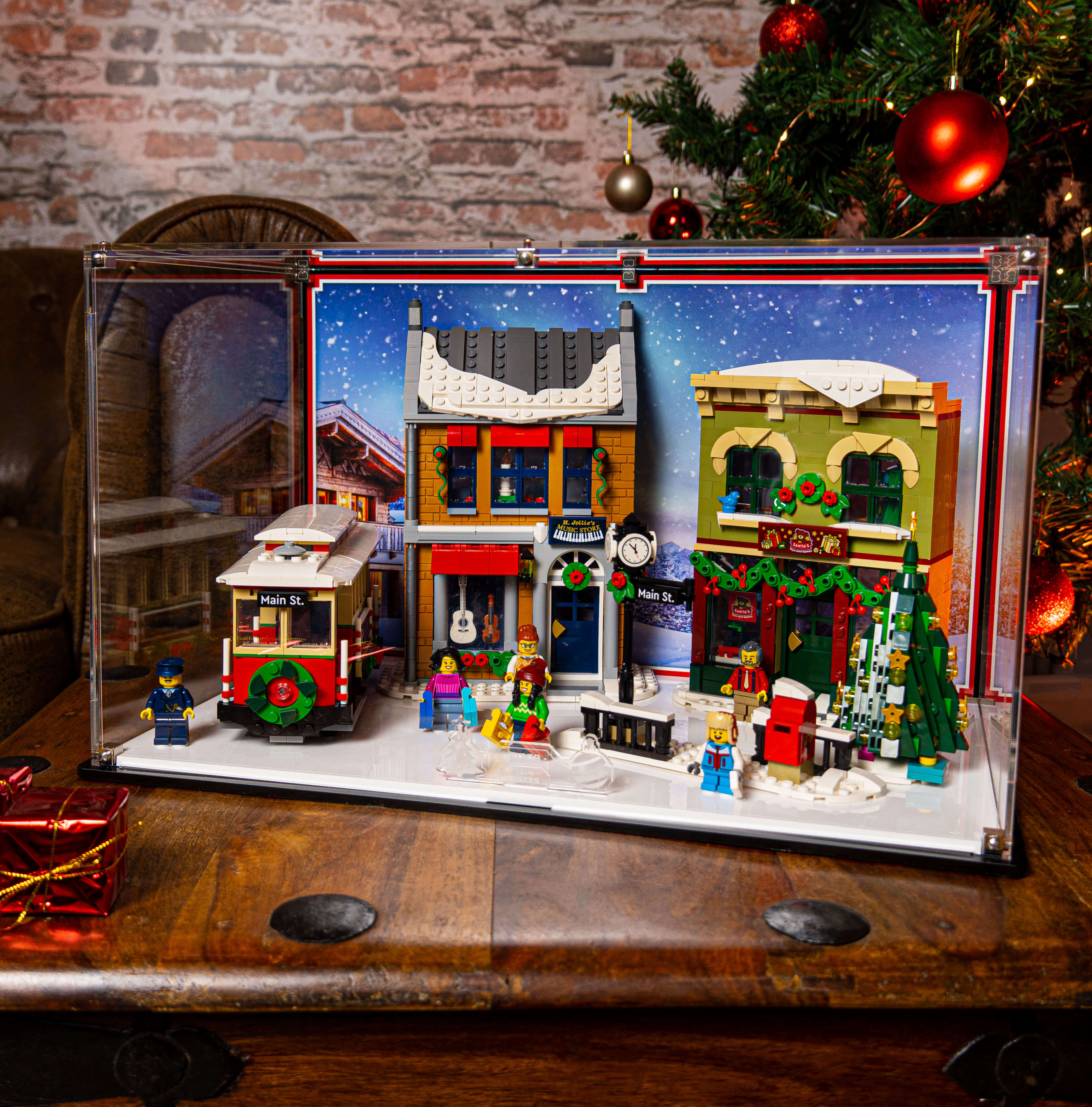 Display Case for LEGO® Icons: Holiday Main Street (10308) - Image 5