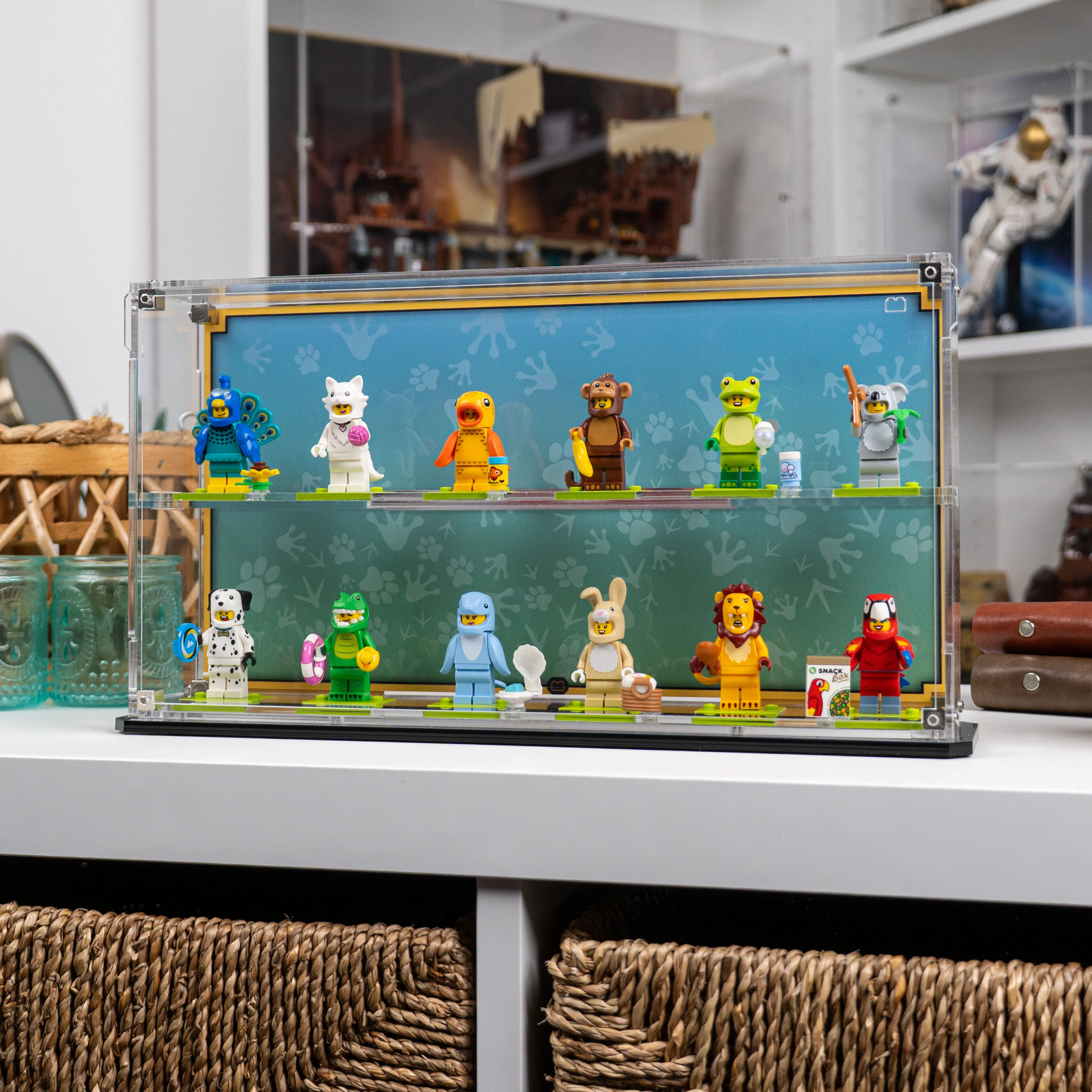 Display Case for LEGO® Collectible Minifigures™: Animals Series 28 (71051) - Image 10