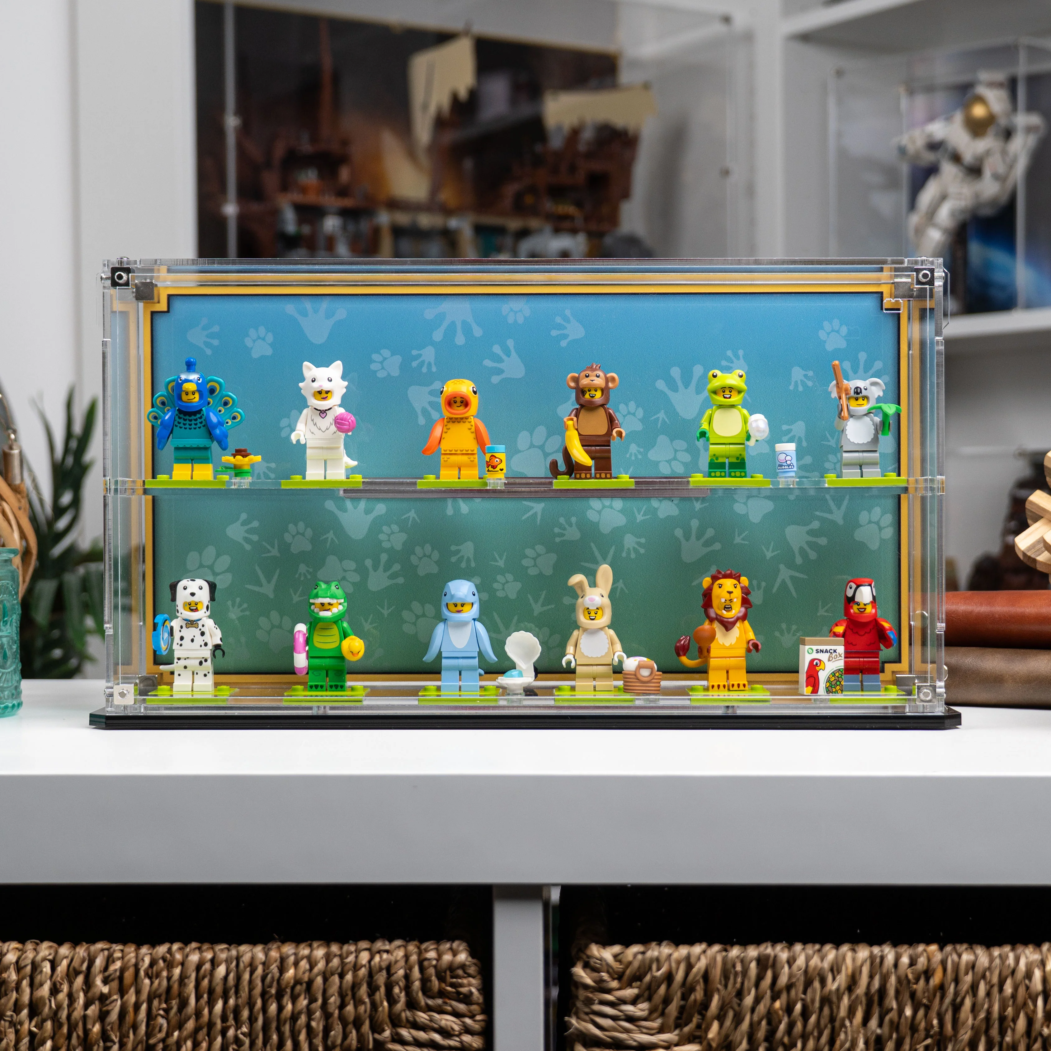Display Case for LEGO® Collectible Minifigures™: Animals Series 28 (71051) - Image 2