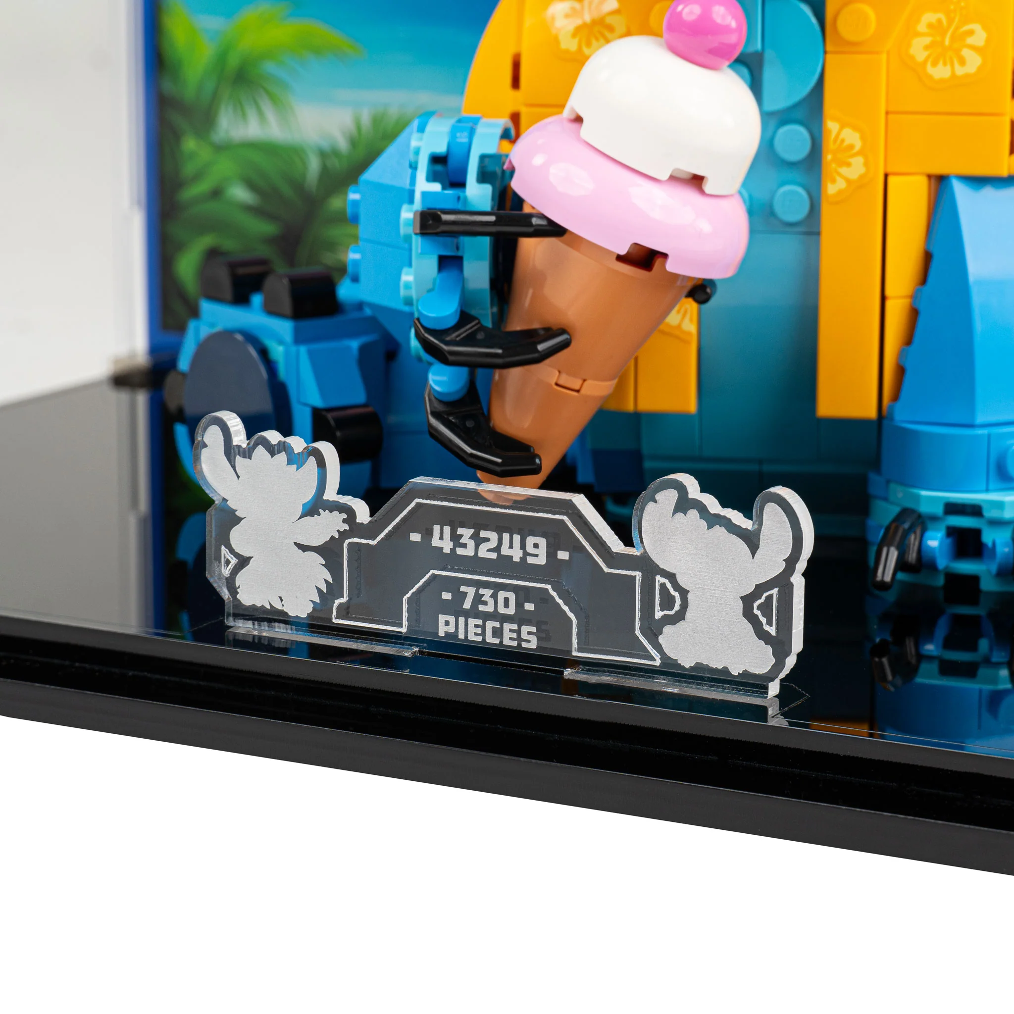 Display Case for LEGO® Disney Stitch (43249) - Image 4