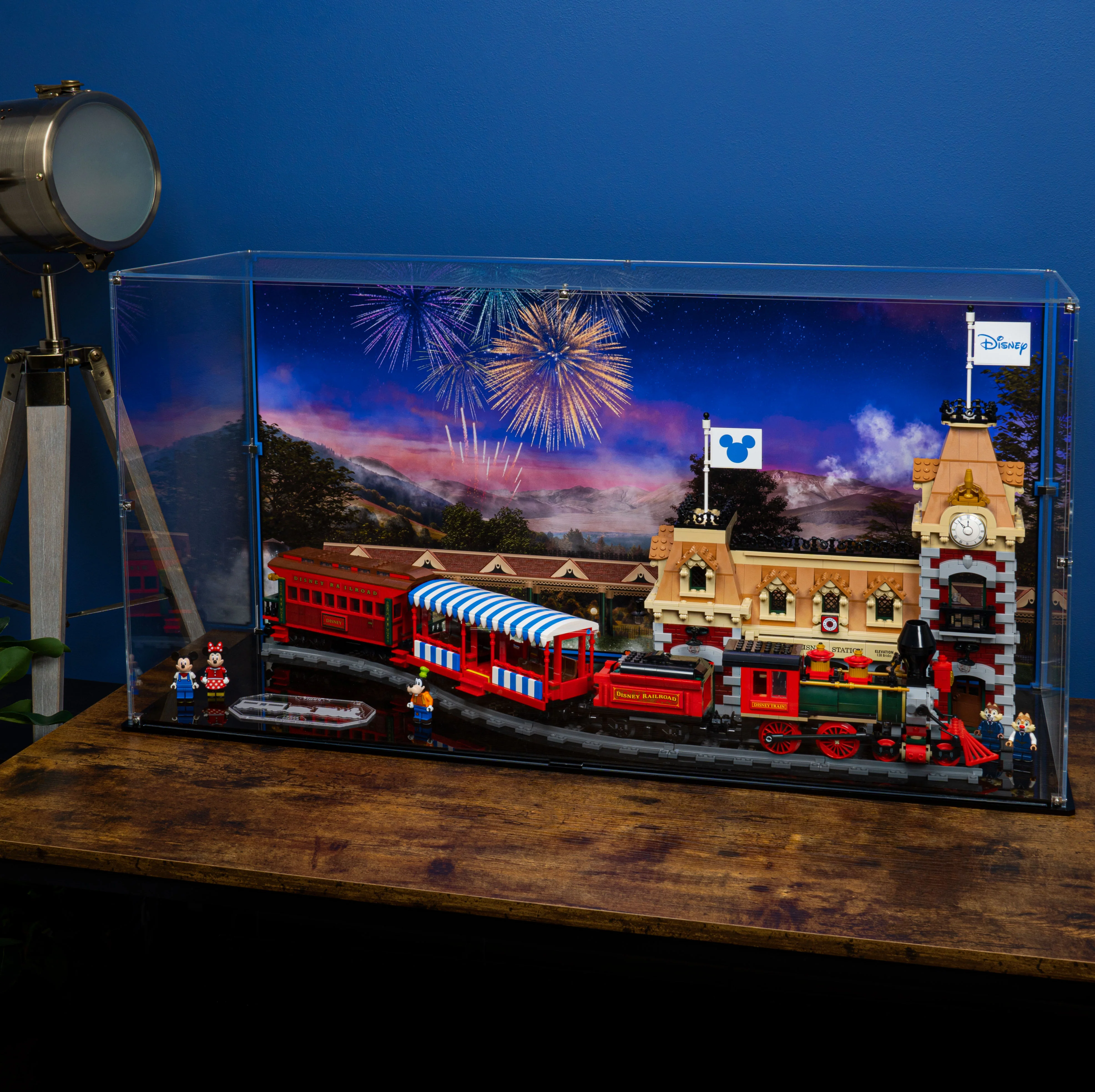 Display Case for LEGO® Disney Train and Station (71044) - Image 11