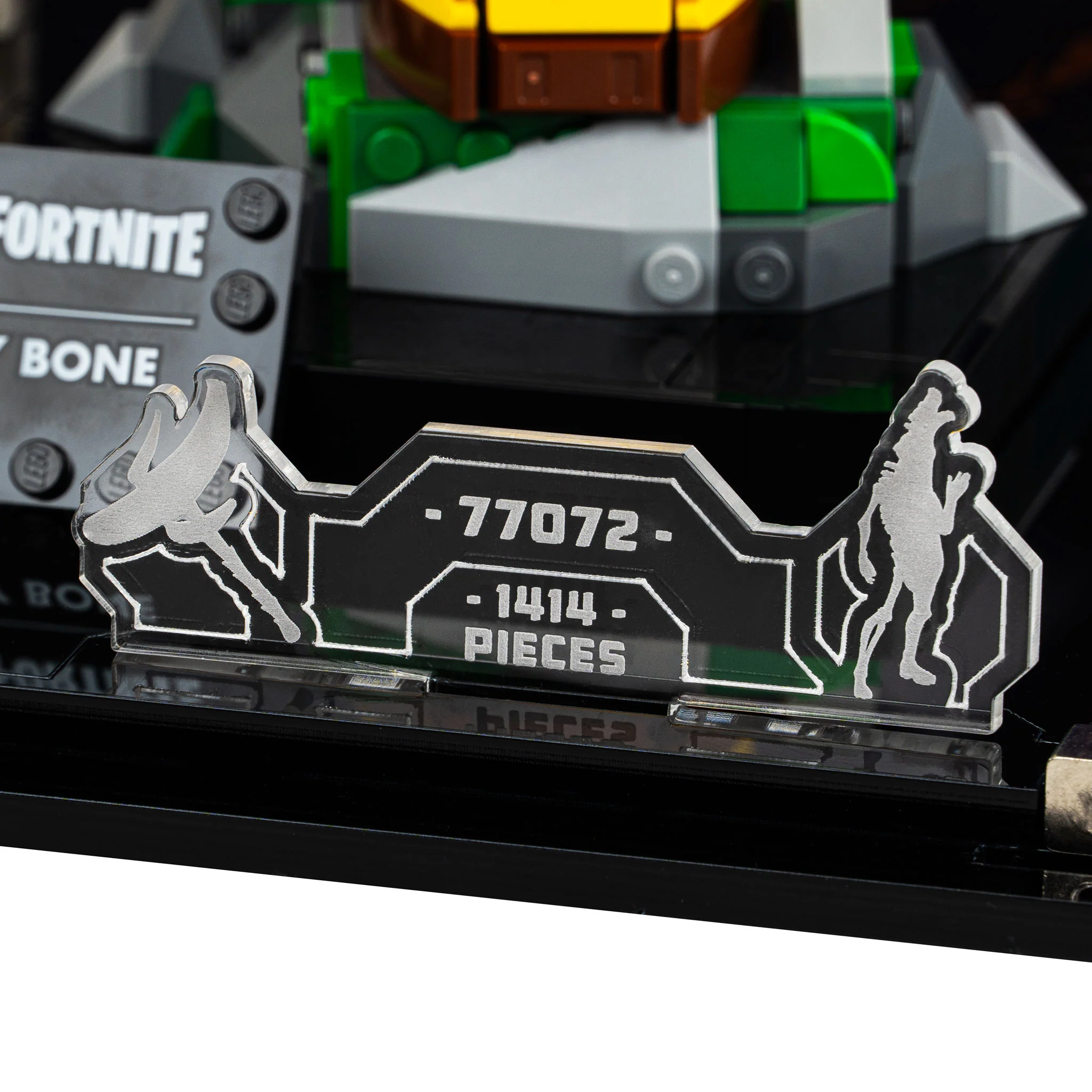Display Case for LEGO® Fortnite™: Peely Bone (77072) - Image 7