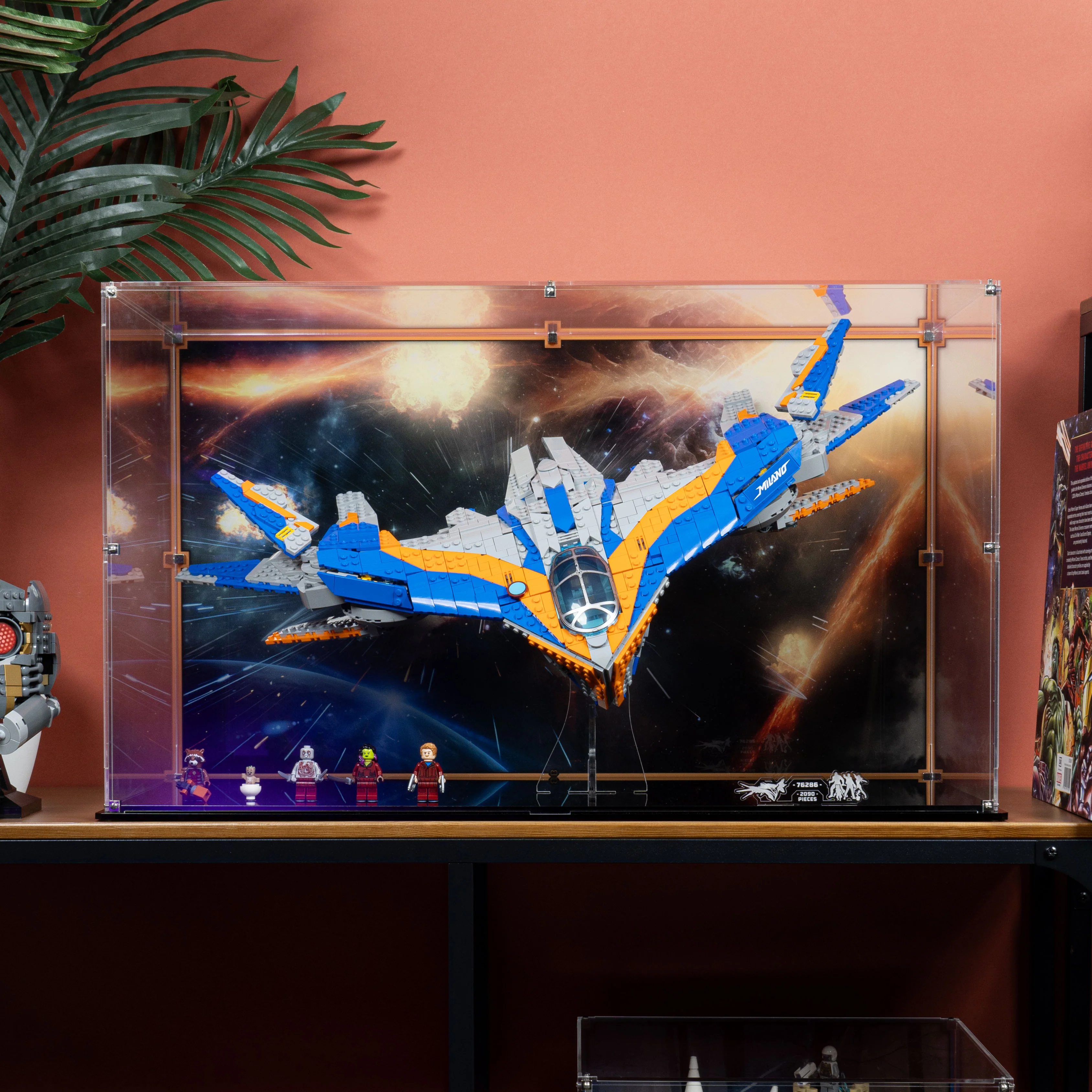 Display Case for LEGO® Guardians of the Galaxy: The Milano (76286) - Image 7