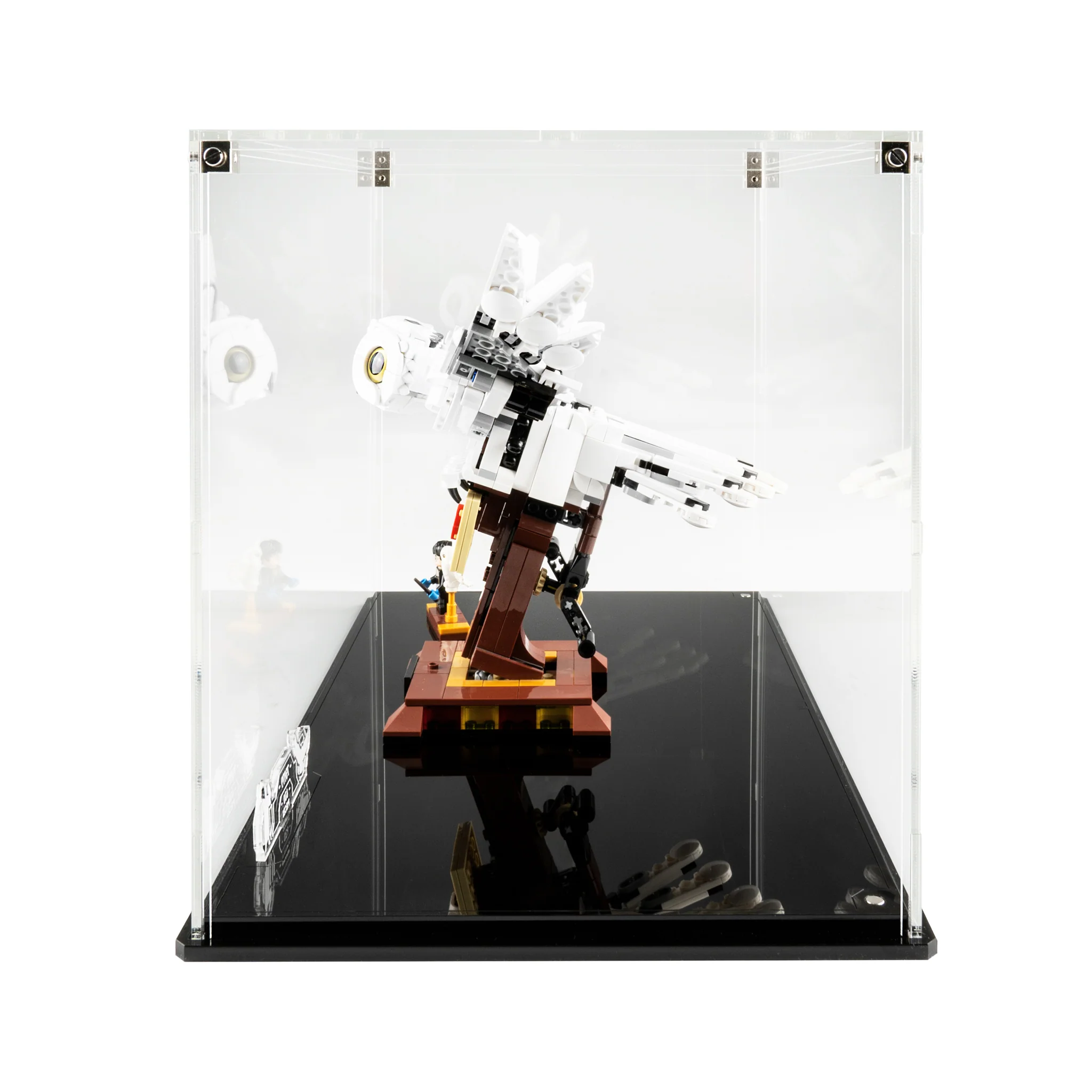 Display Case for LEGO® Harry Potter: Hedwig (75979) - Image 10