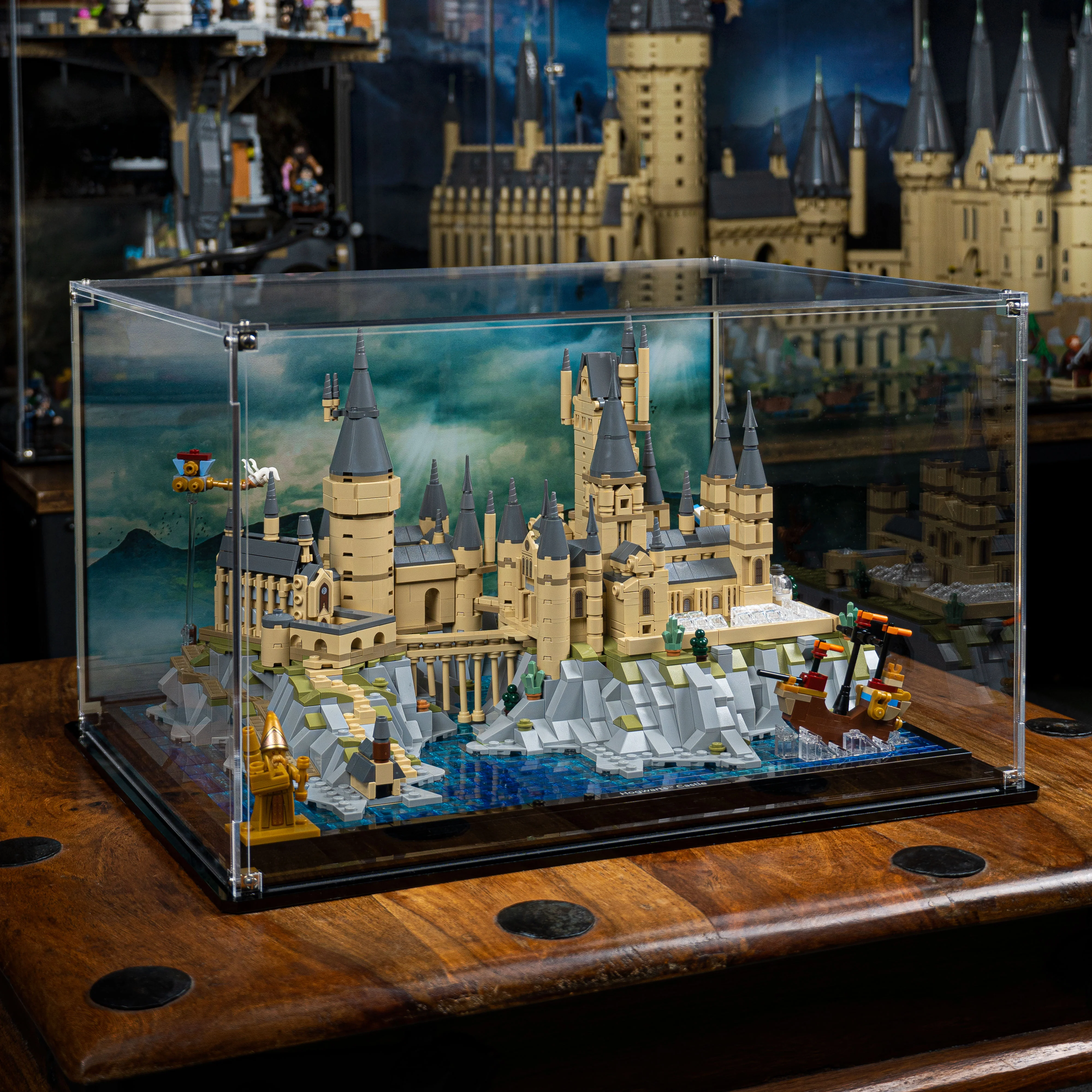 Display Case for LEGO® Harry Potter Hogwarts™ Castle and Grounds (76419) - Image 12