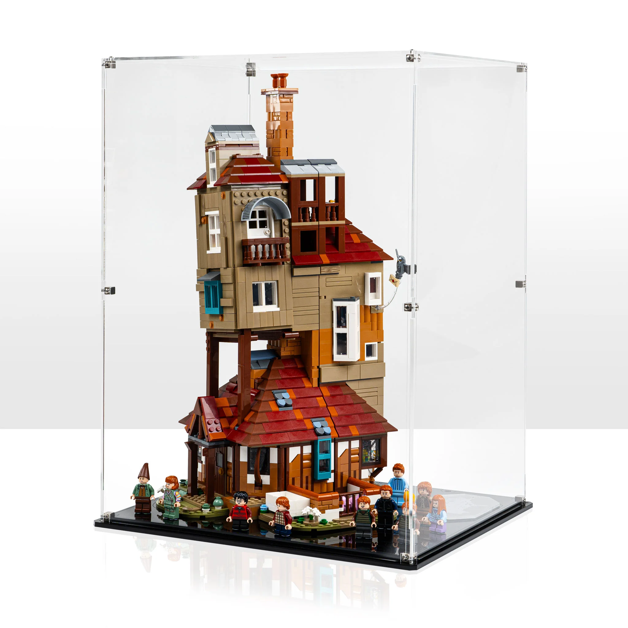 Display Case for LEGO® Harry Potter™: The Burrow Collector’s Edition (76437) - Image 4