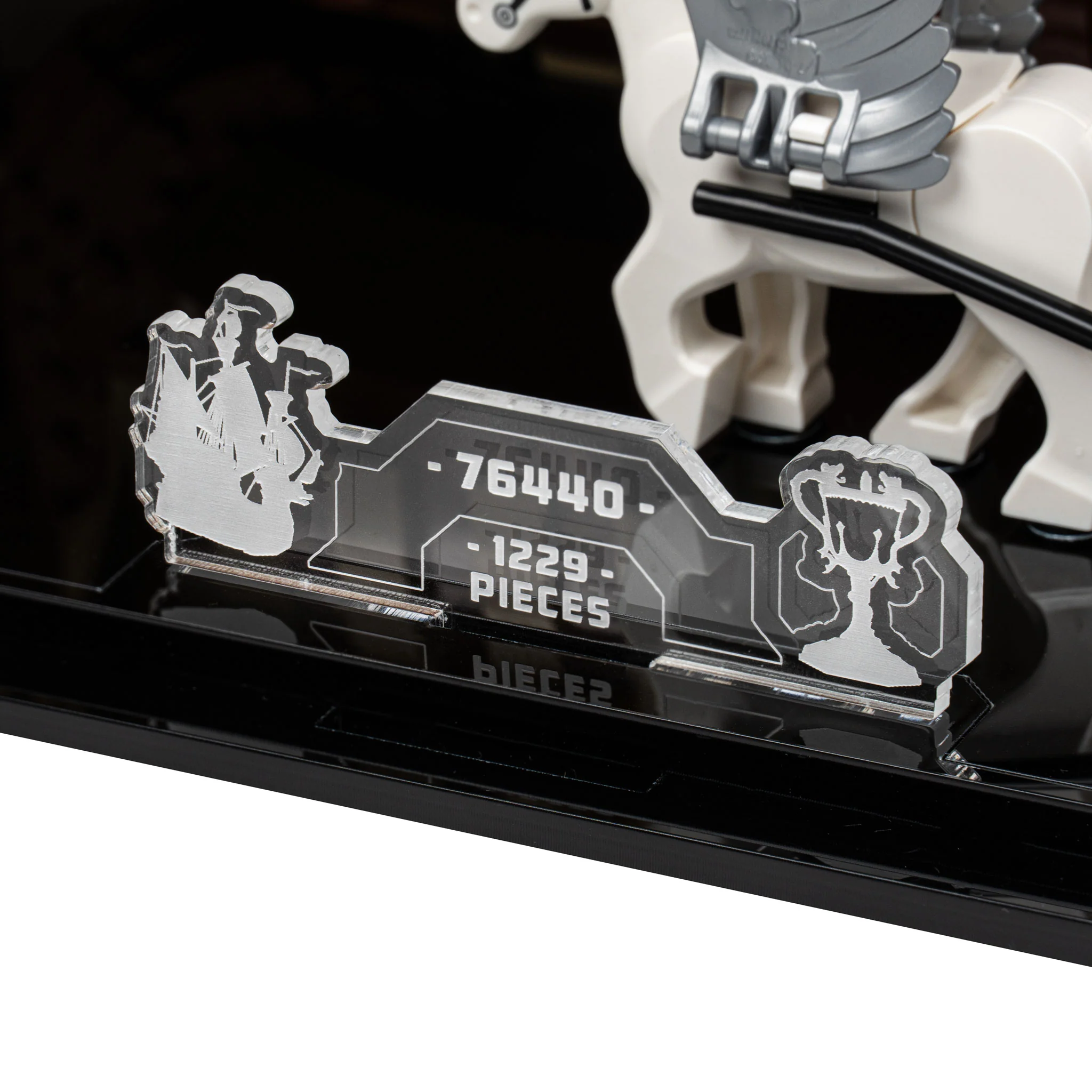 Display Case for LEGO® Harry Potter Triwizard Tournament: The Arrival (76440) - Image 7