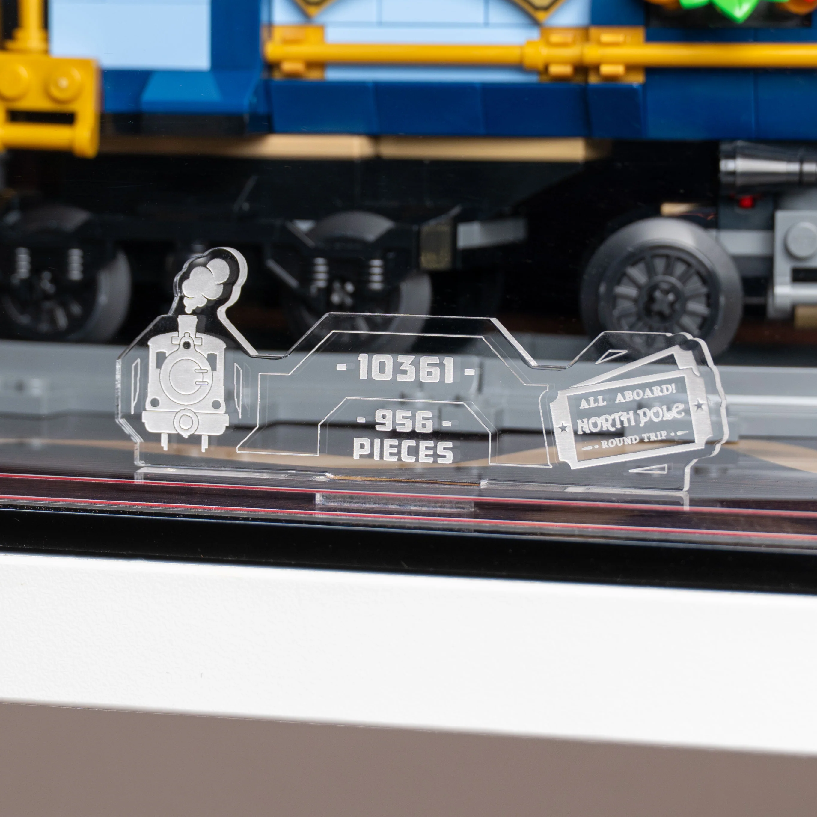 Display Case for LEGO® Icons Holiday Express Train (10361) - Image 14