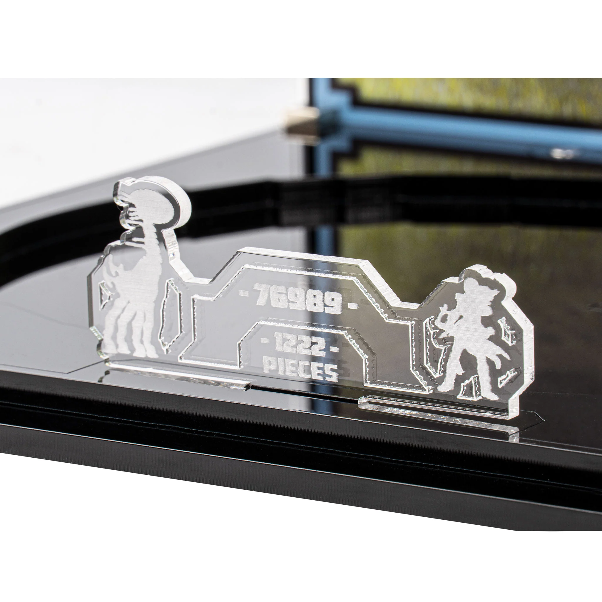 Display Case for LEGO® Horizon Forbidden West: Tallneck (76989) - Image 9