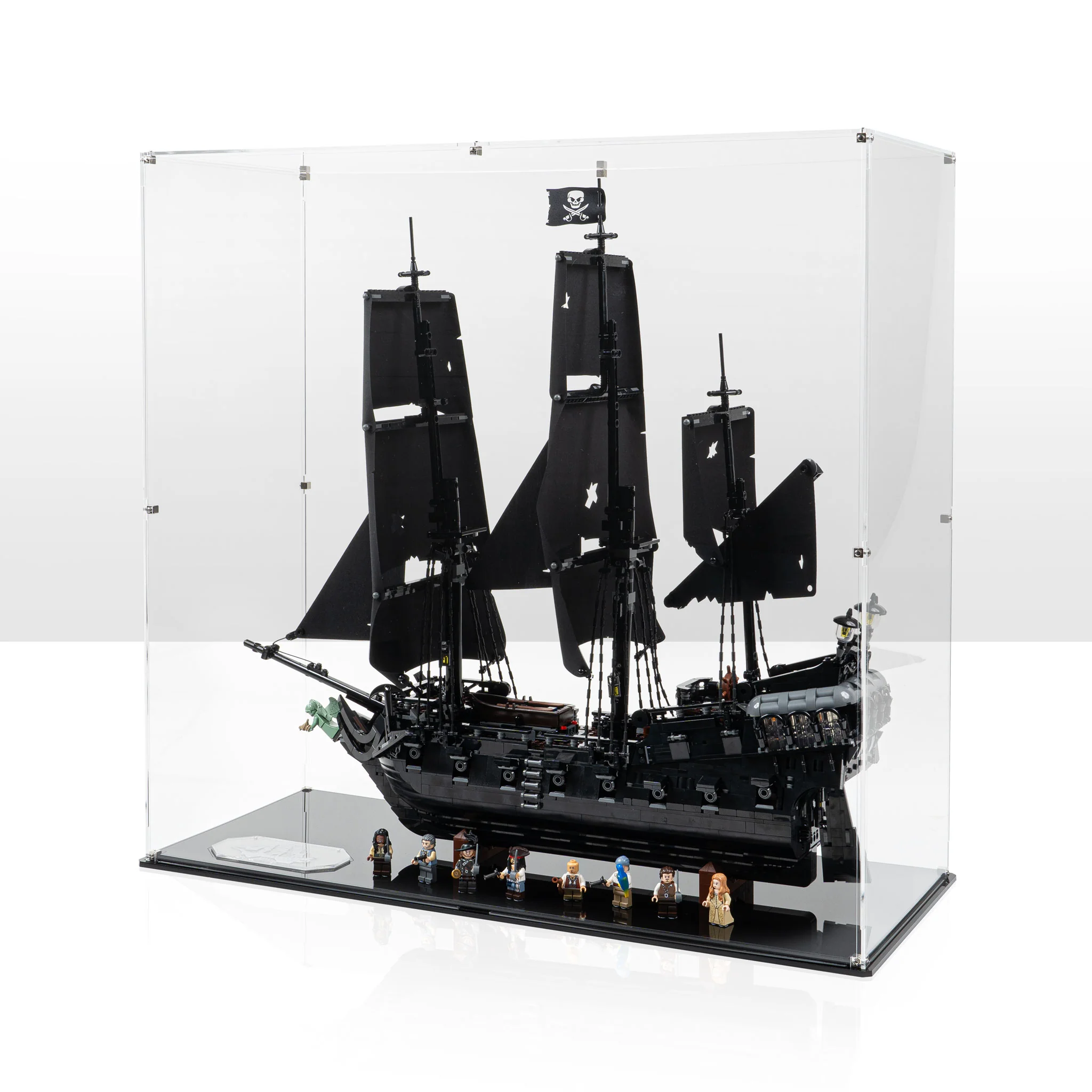 Display Case for LEGO® Icons: Captain Jack Sparrow's Pirate Ship (10365) - Image 13