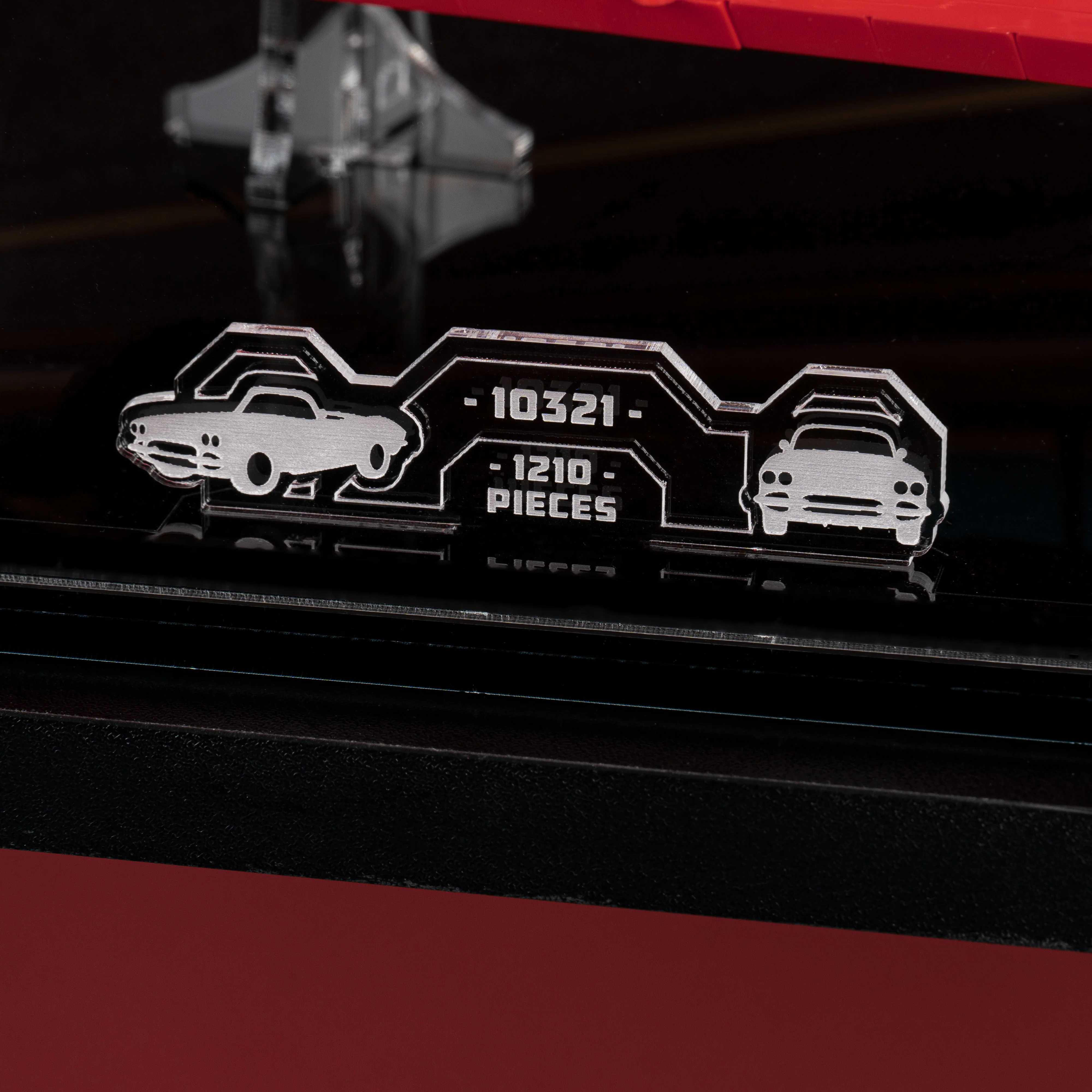 Display Case for LEGO® Icons Corvette (10321) - Image 13