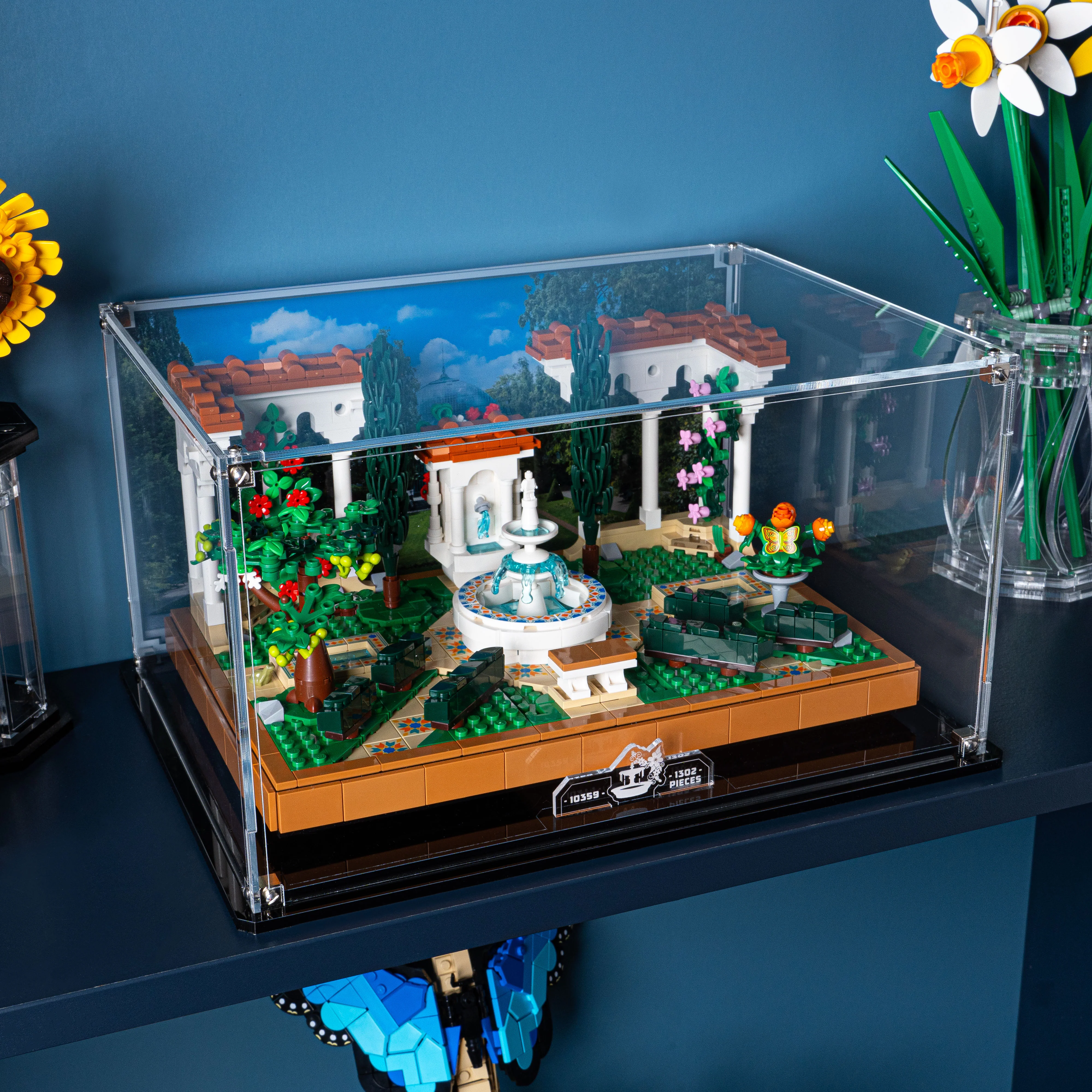 Display Case for LEGO® Icons: Fountain Garden (10359) - Image 12