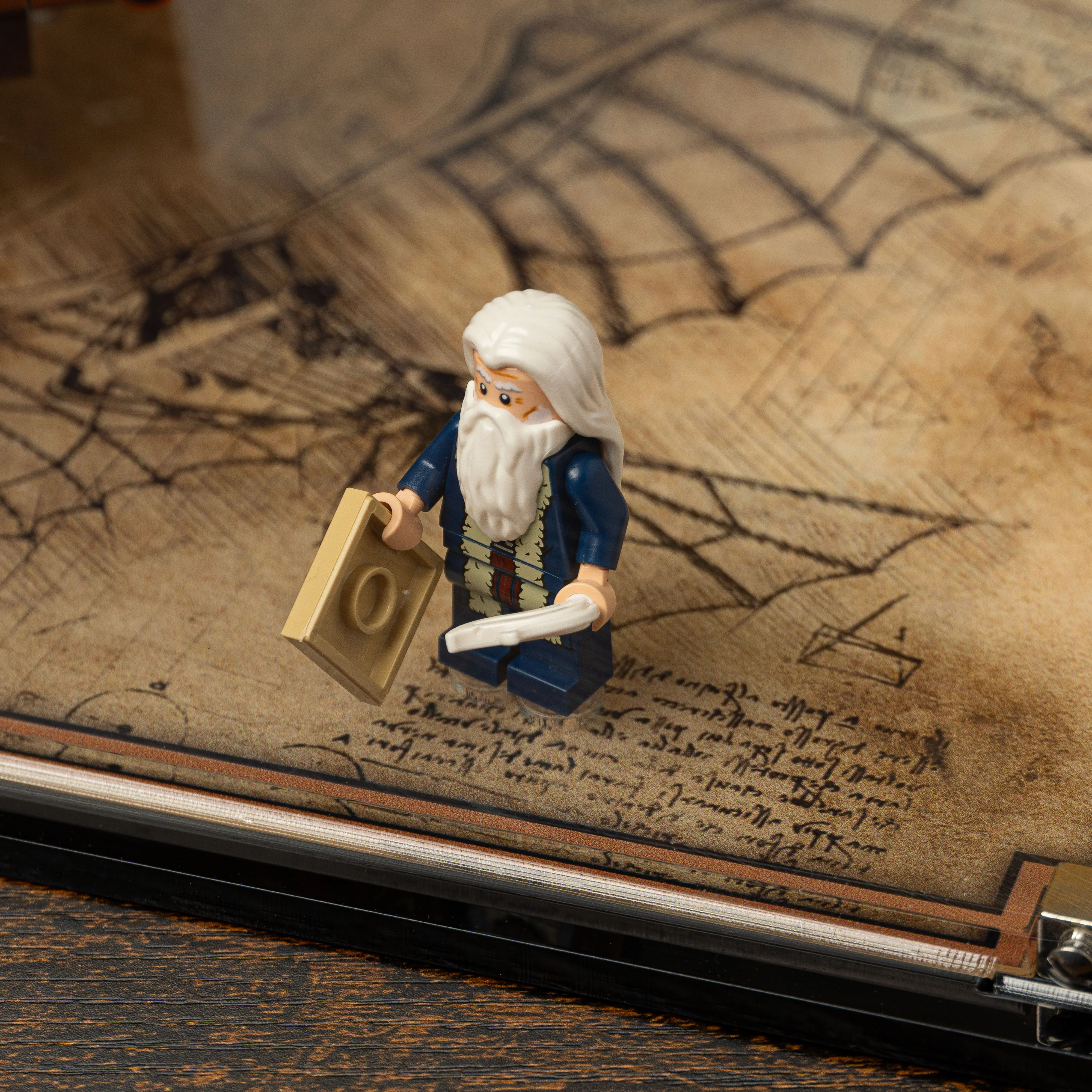 Display Case for LEGO® Icons: Leonardo da Vinci's Flying Machine (10363) - Image 16