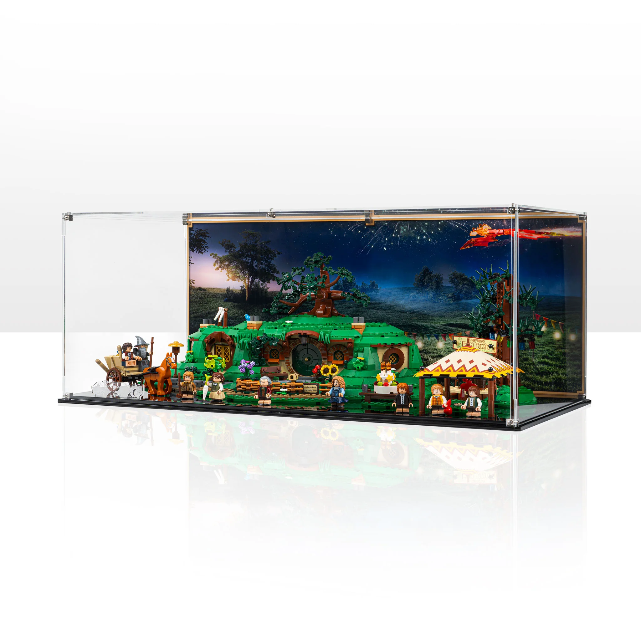 Display Case for LEGO® Icons: Lord of the Rings The Shire™ (10354) - Image 10