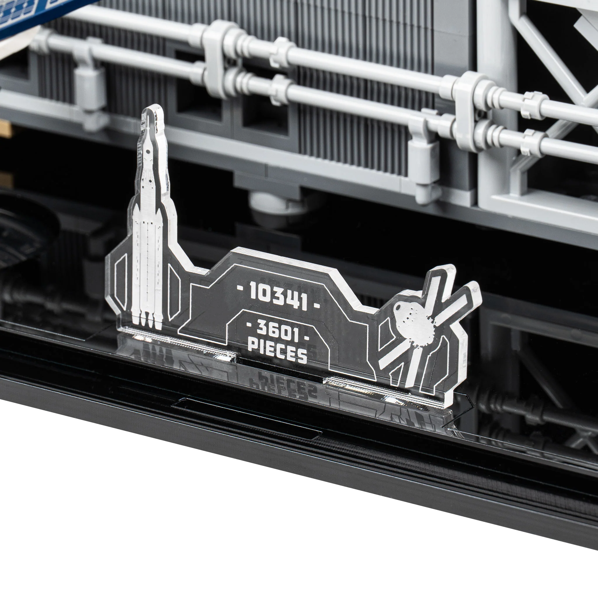 Display Case for LEGO Icons NASA Artemis Space Launch System (10341) - Image 8