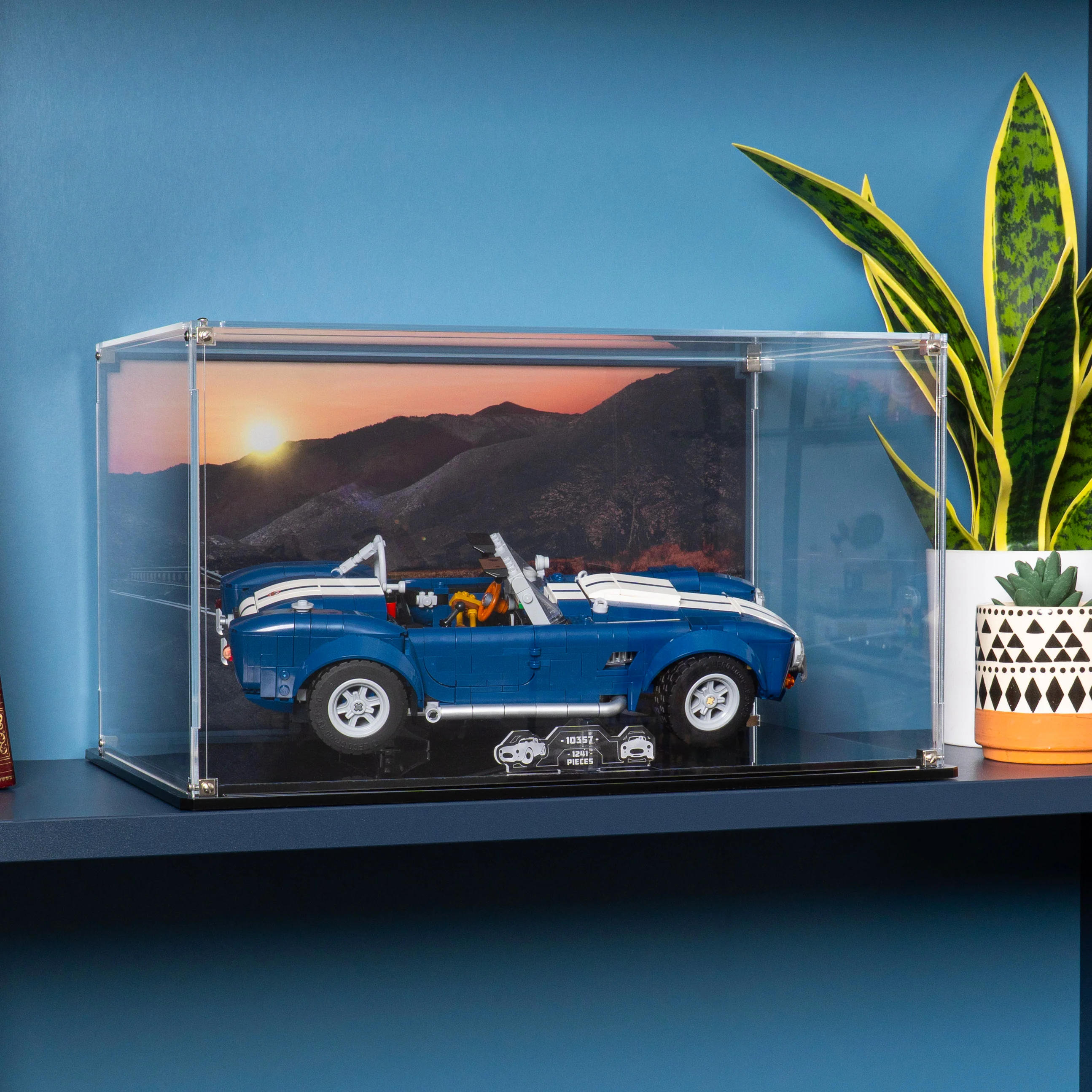 Display Case for LEGO® Icons: Shelby Cobra 427 S/C (10357) - Image 11