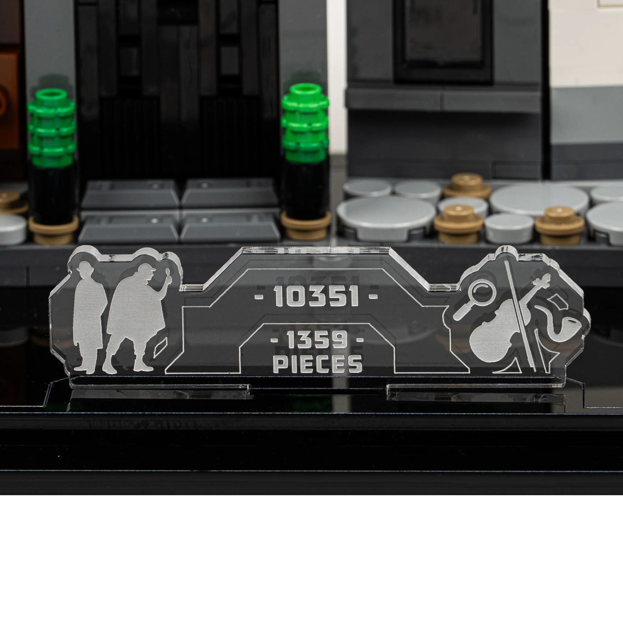 Display Case for LEGO® Icons: Sherlock Holmes Book Nook (10351) - Image 11