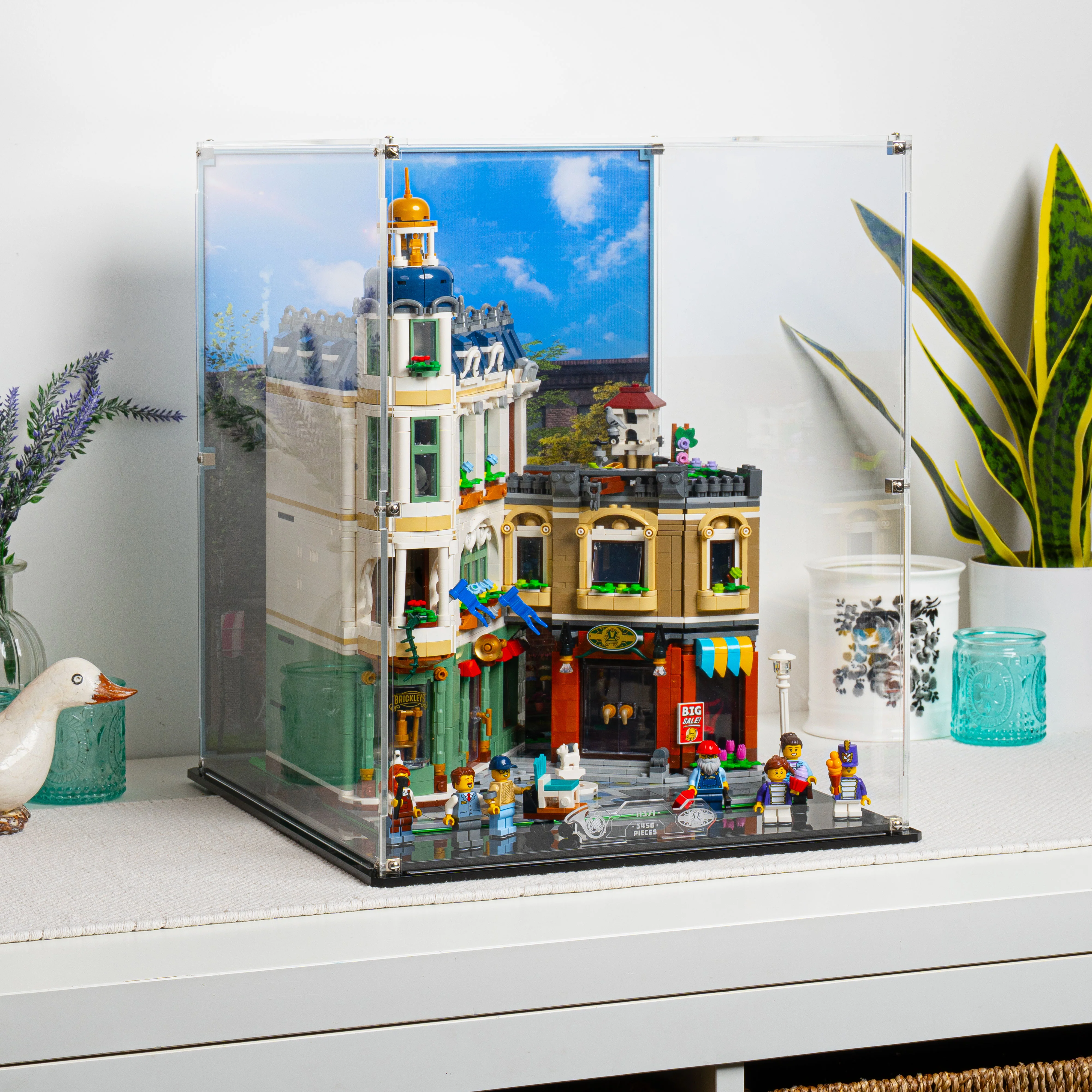 Display Case for LEGO® Icons: Shopping Street (11371) - Image 2