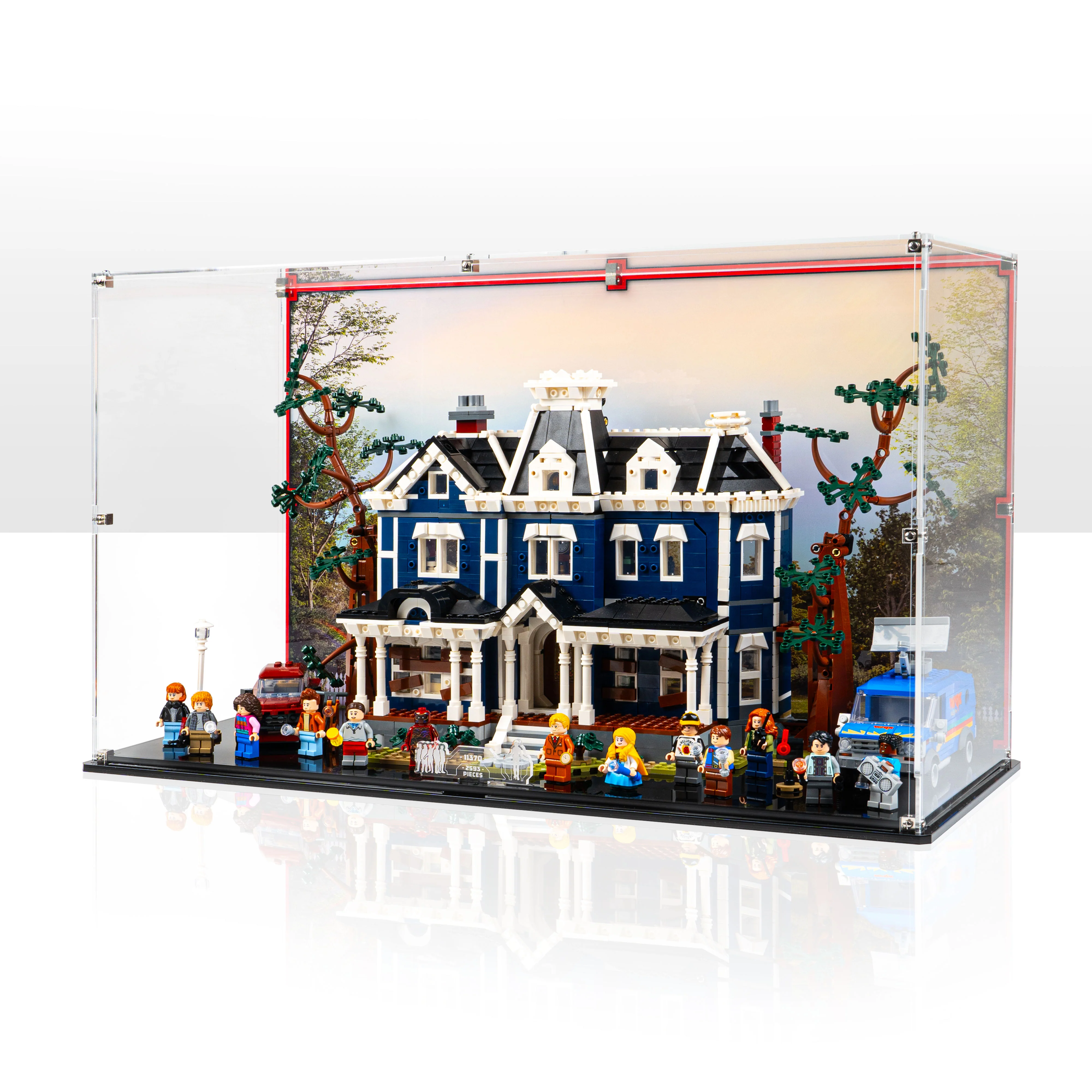 Display Case for LEGO® Icons: Stranger Things: The Creel House (11370) - Image 18