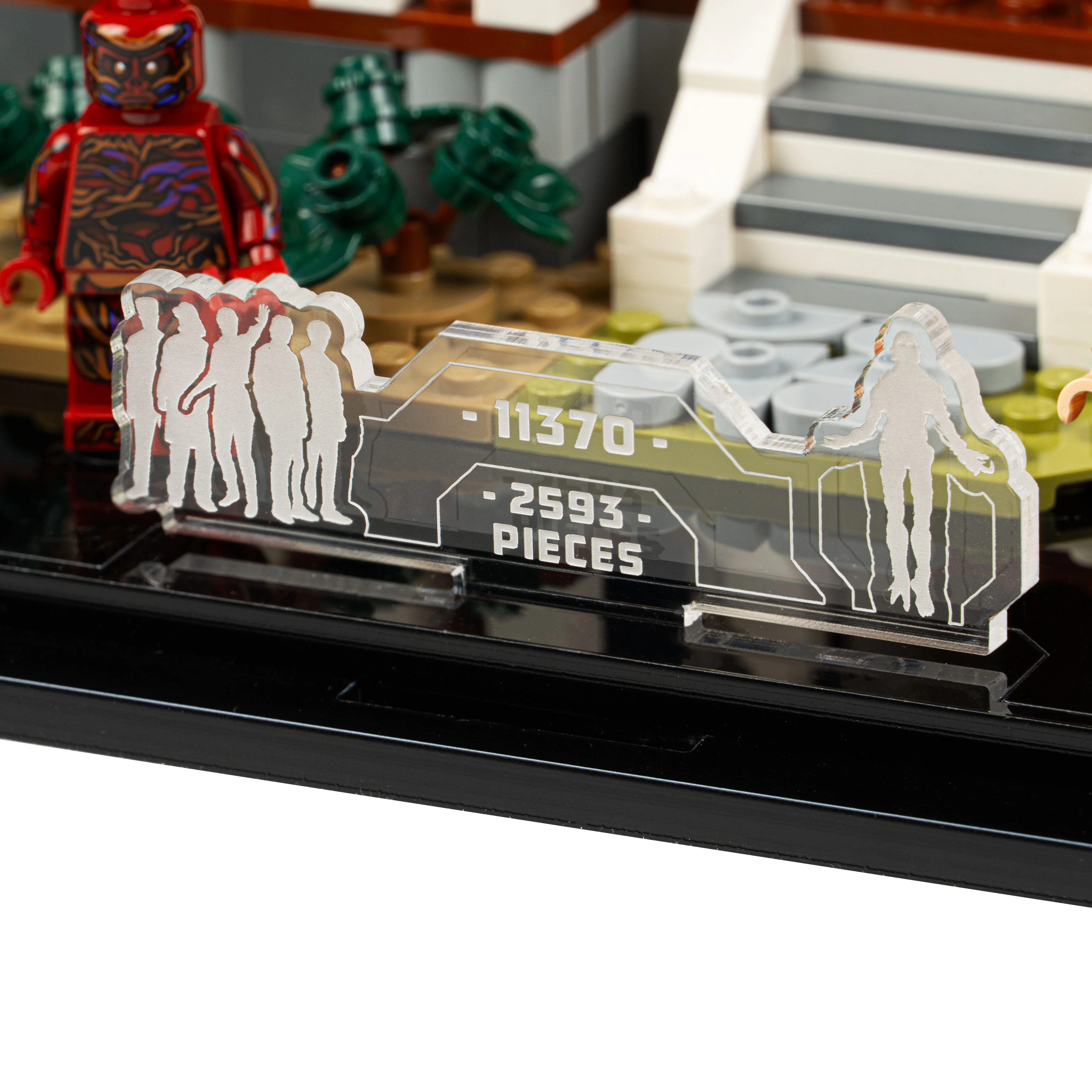 Display Case for LEGO® Icons: Stranger Things: The Creel House (11370) - Image 19
