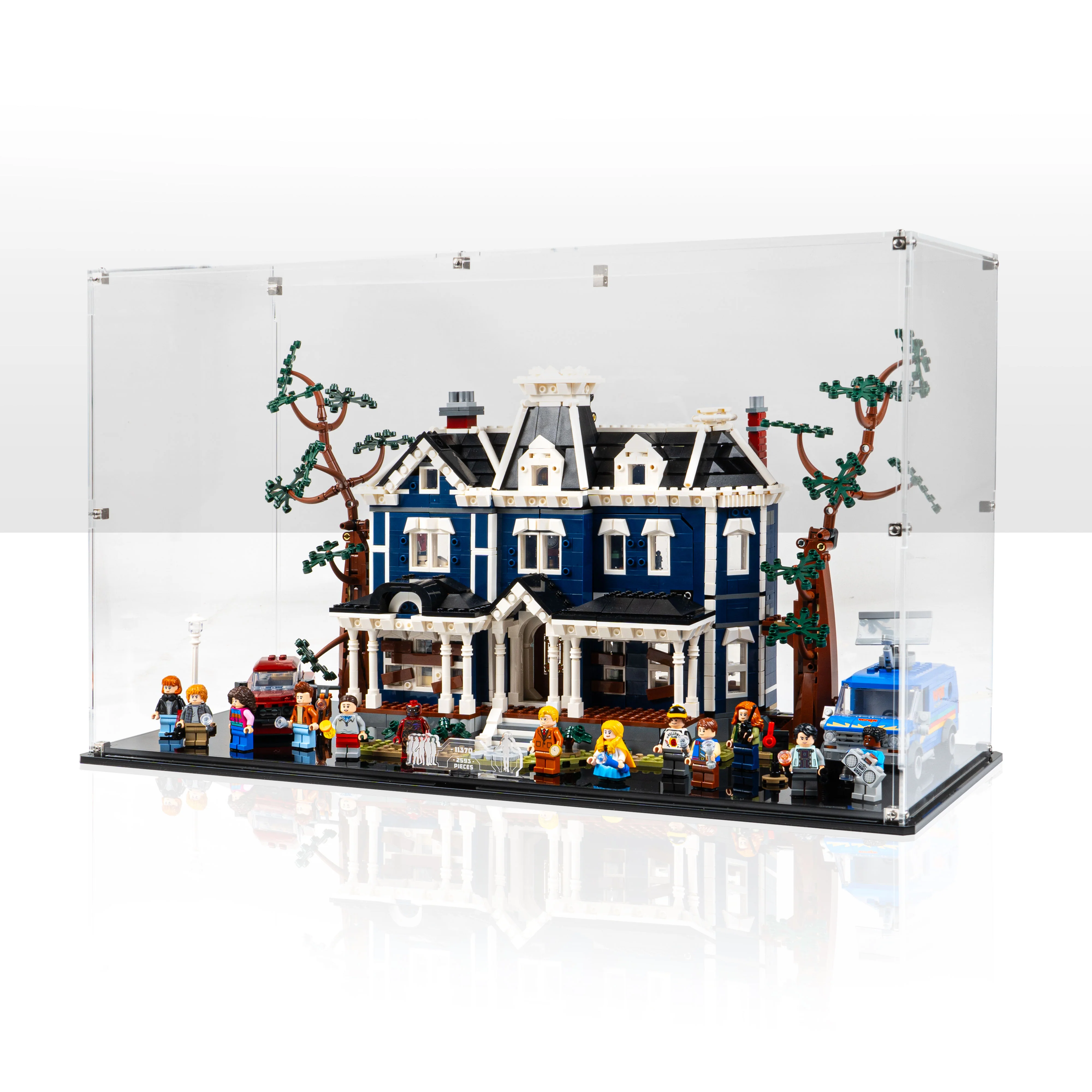 Display Case for LEGO® Icons: Stranger Things: The Creel House (11370) - Image 20