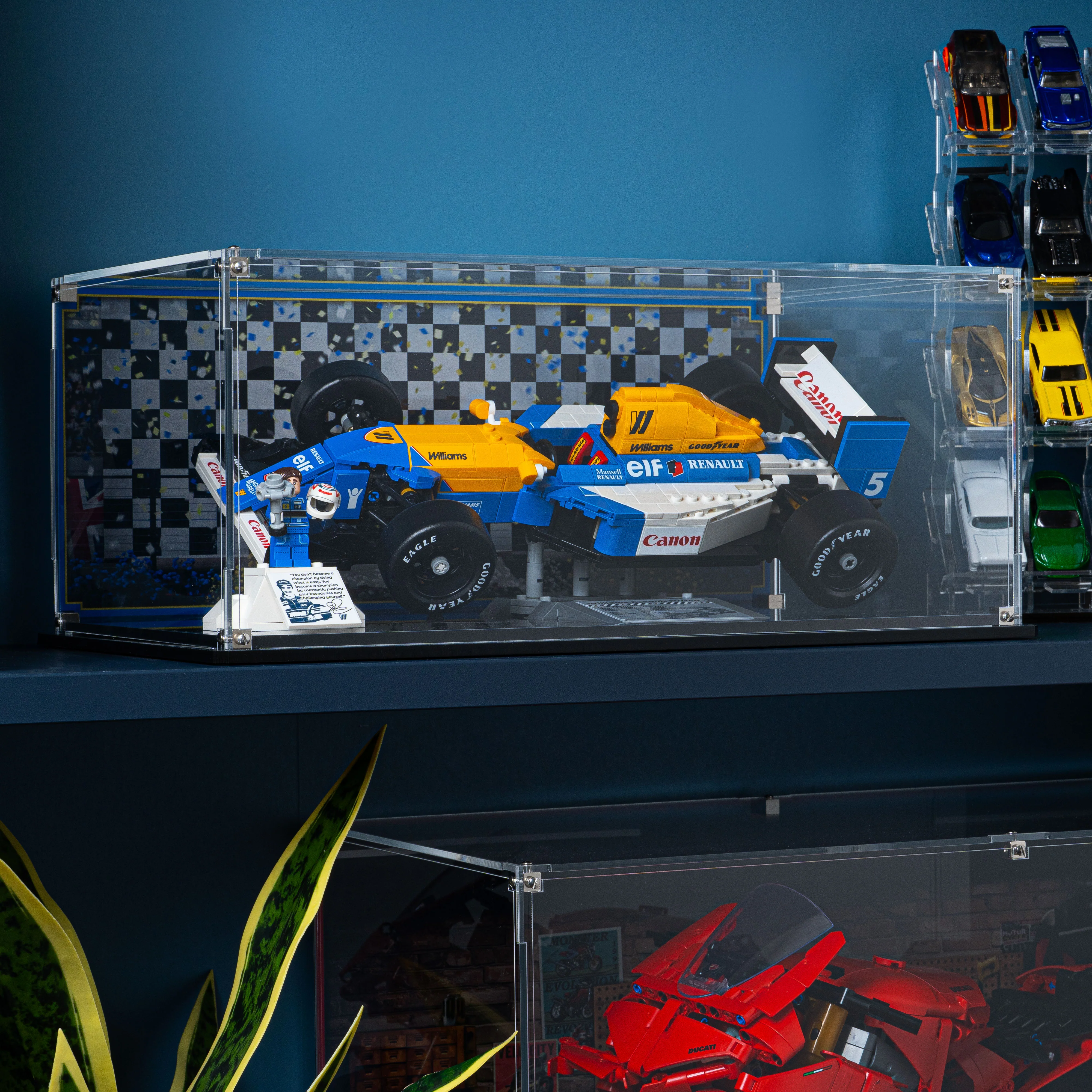 Display Case for LEGO® Icons: Williams Racing FW14B & Nigel Mansell (10353) - Image 8