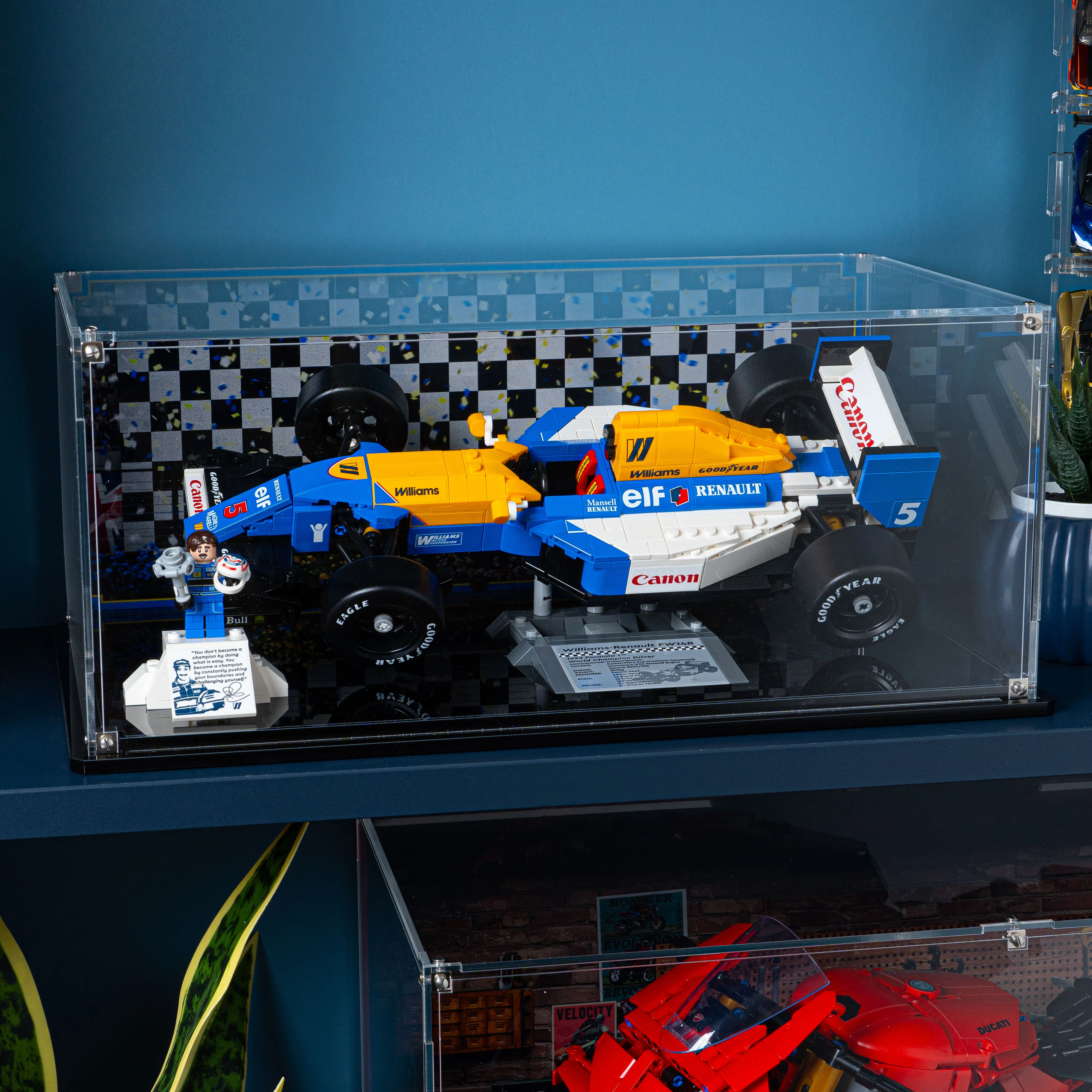 Display Case for LEGO® Icons: Williams Racing FW14B & Nigel Mansell (10353) - Image 9
