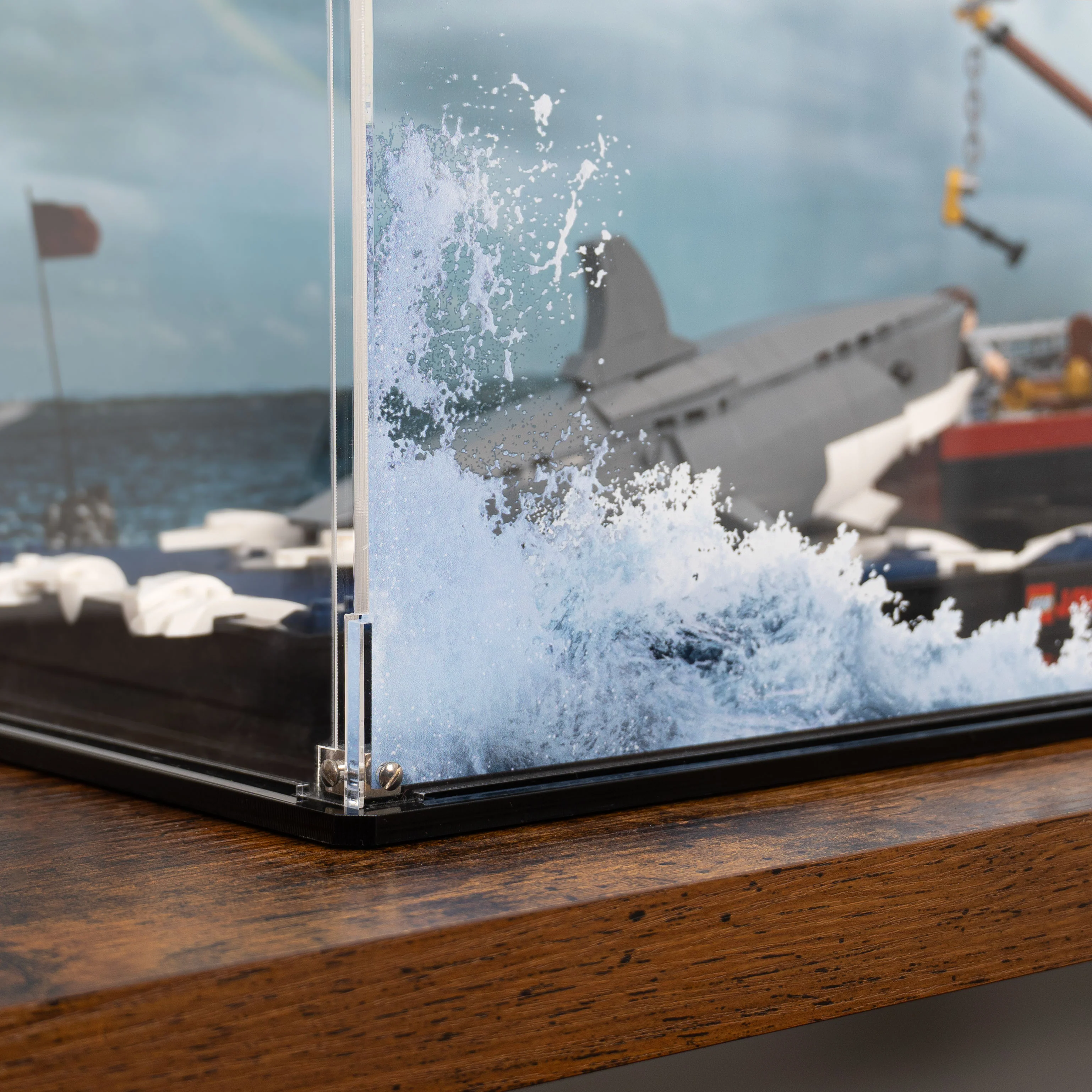 Display Case for LEGO® Ideas Jaws (21350) - Image 22