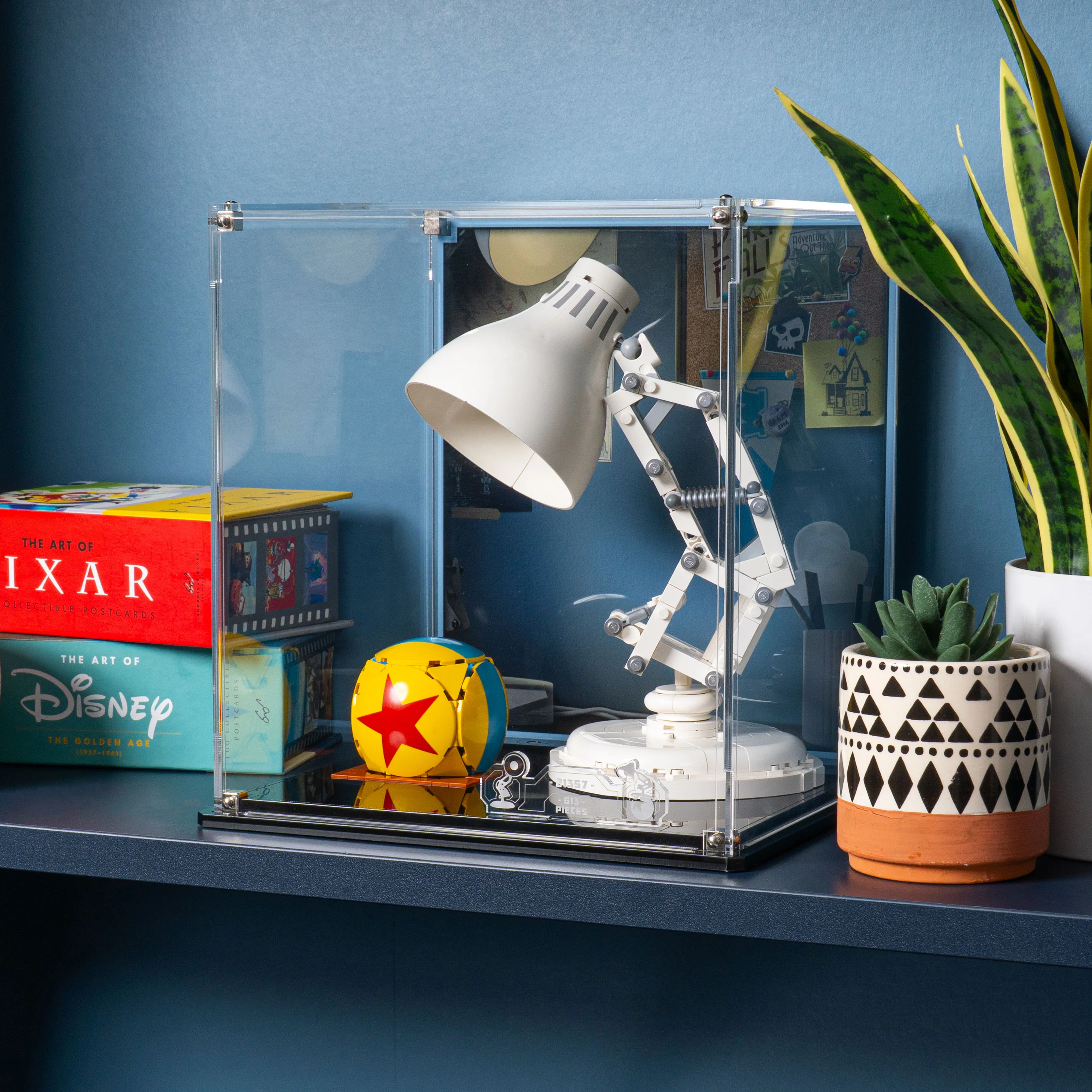 Display Case for LEGO® Ideas: Luxo Jr. (21357) - Image 9