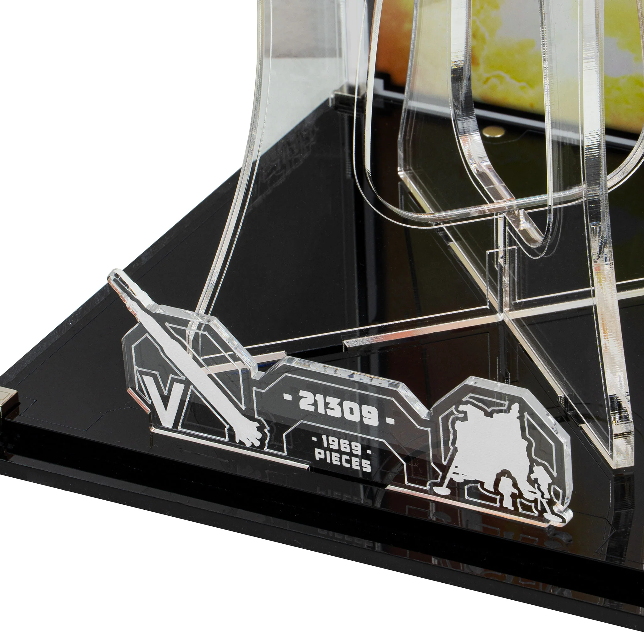 Display Case (vertical) for LEGO® Ideas: NASA Apollo Saturn V (21309) - Image 6