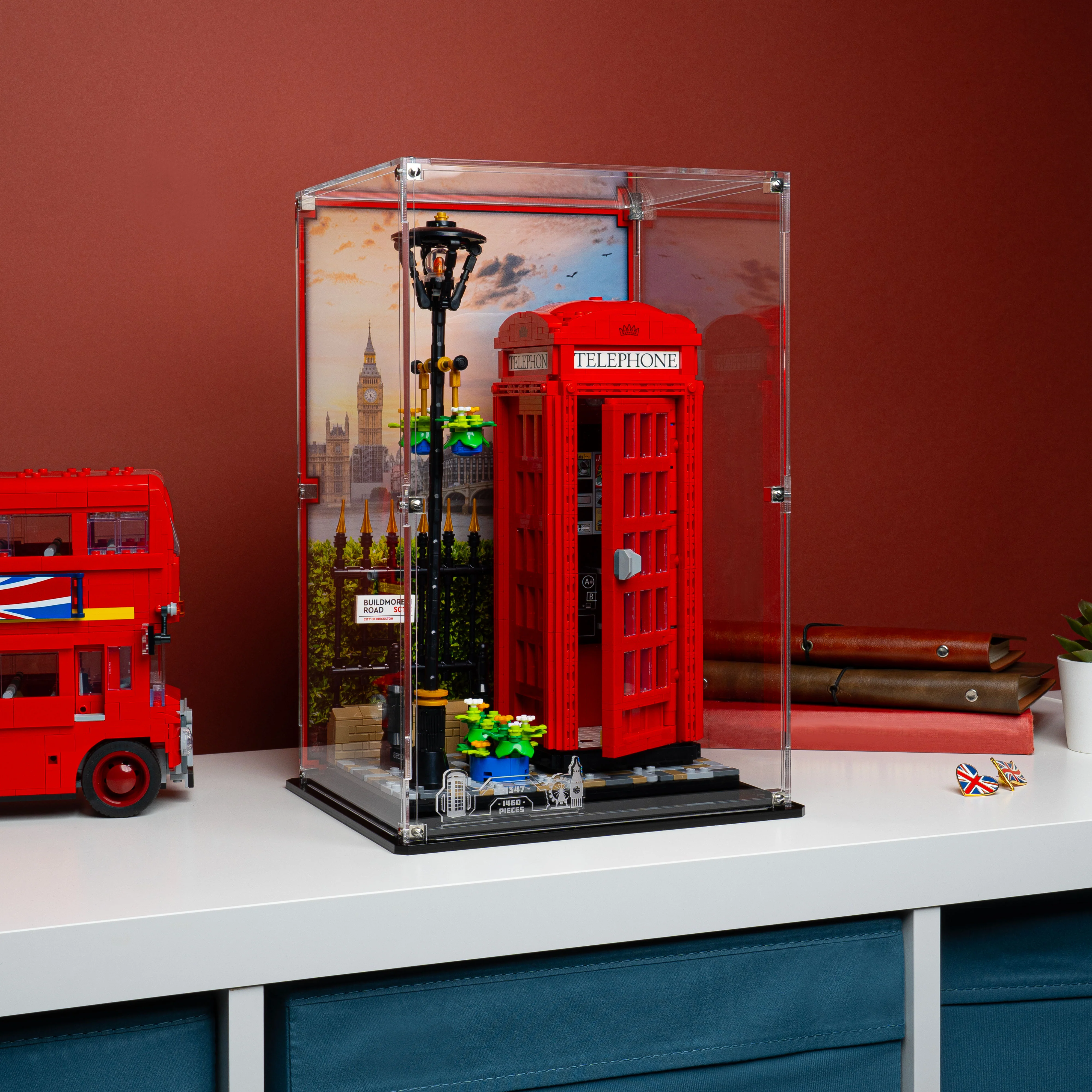 Display Case for LEGO® Ideas Red London Telephone Box (21347) - Image 12