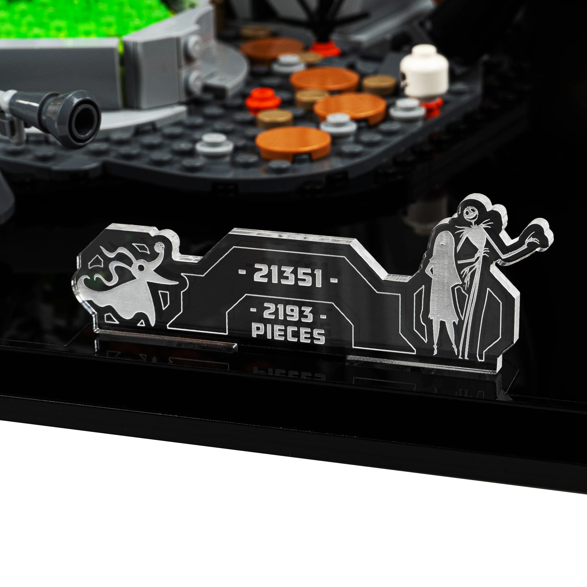 Display Case for LEGO® Ideas: The Nightmare Before Christmas (21351) - Image 13