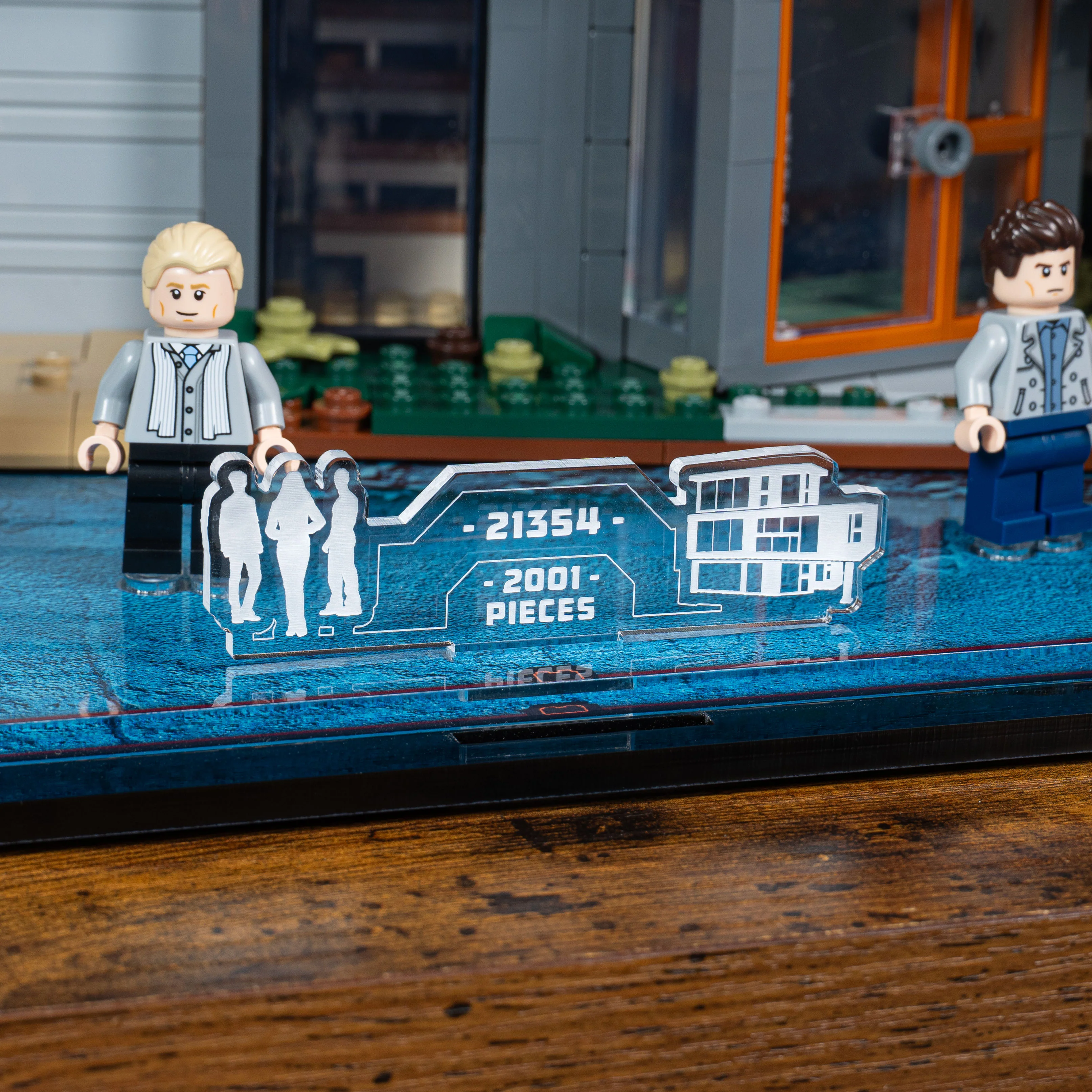 Display Case for LEGO® Ideas: Twilight The Cullen House (21354) - Image 9