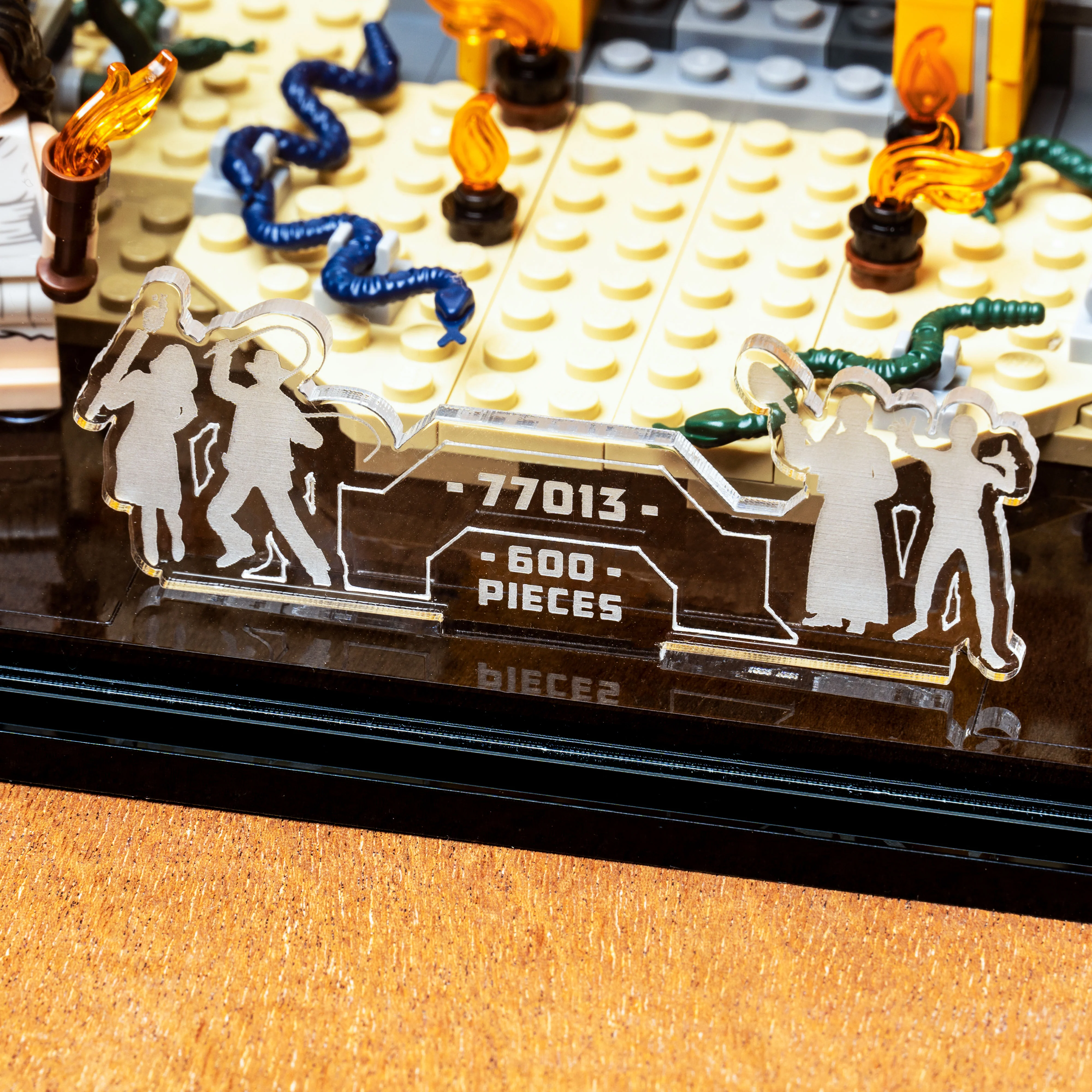 Display Case for LEGO® Indiana Jones™ Escape from the Lost Tomb (77013) - Image 12