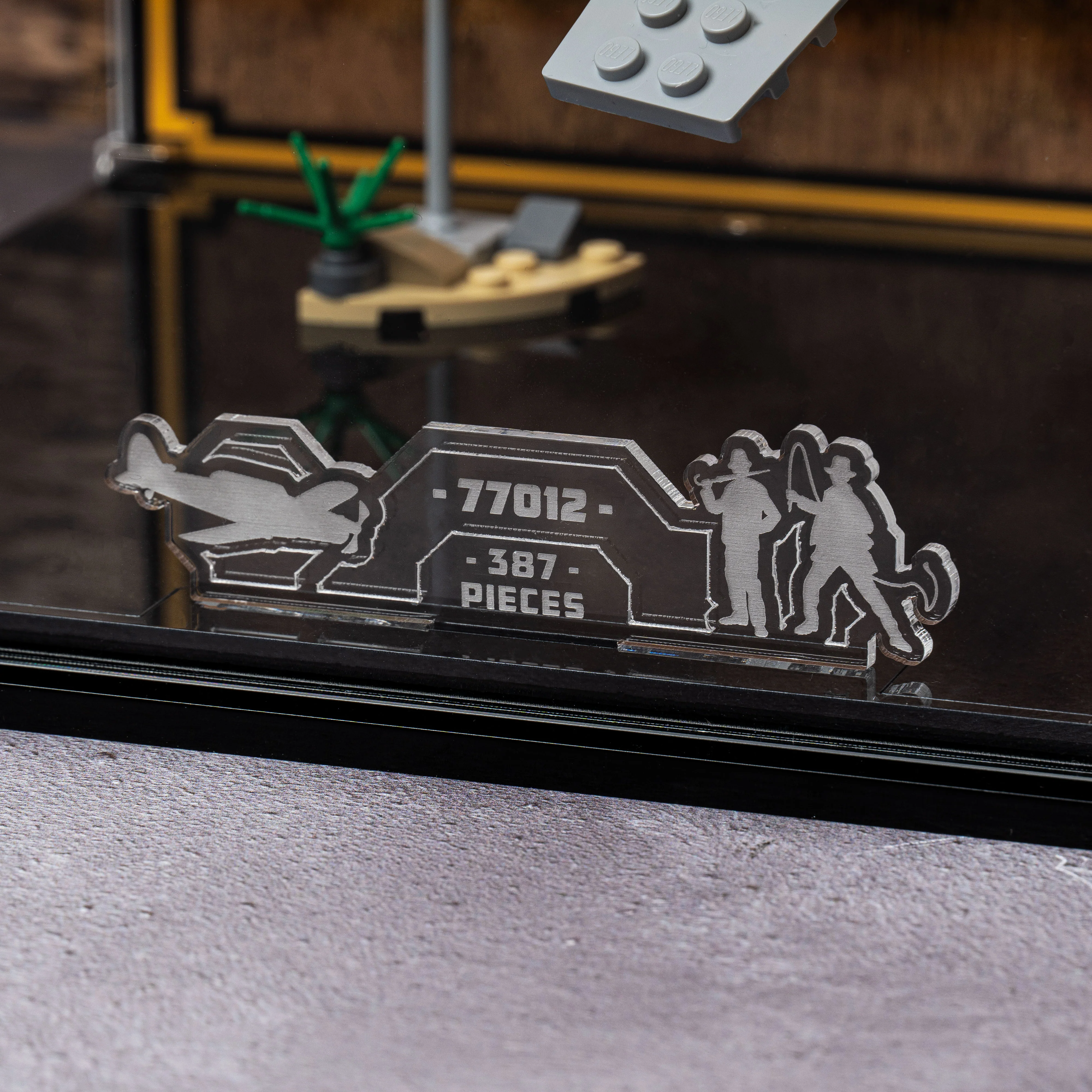 Display Case for LEGO® Indiana Jones™ Fighter Plane Chase (77012) - Image 16