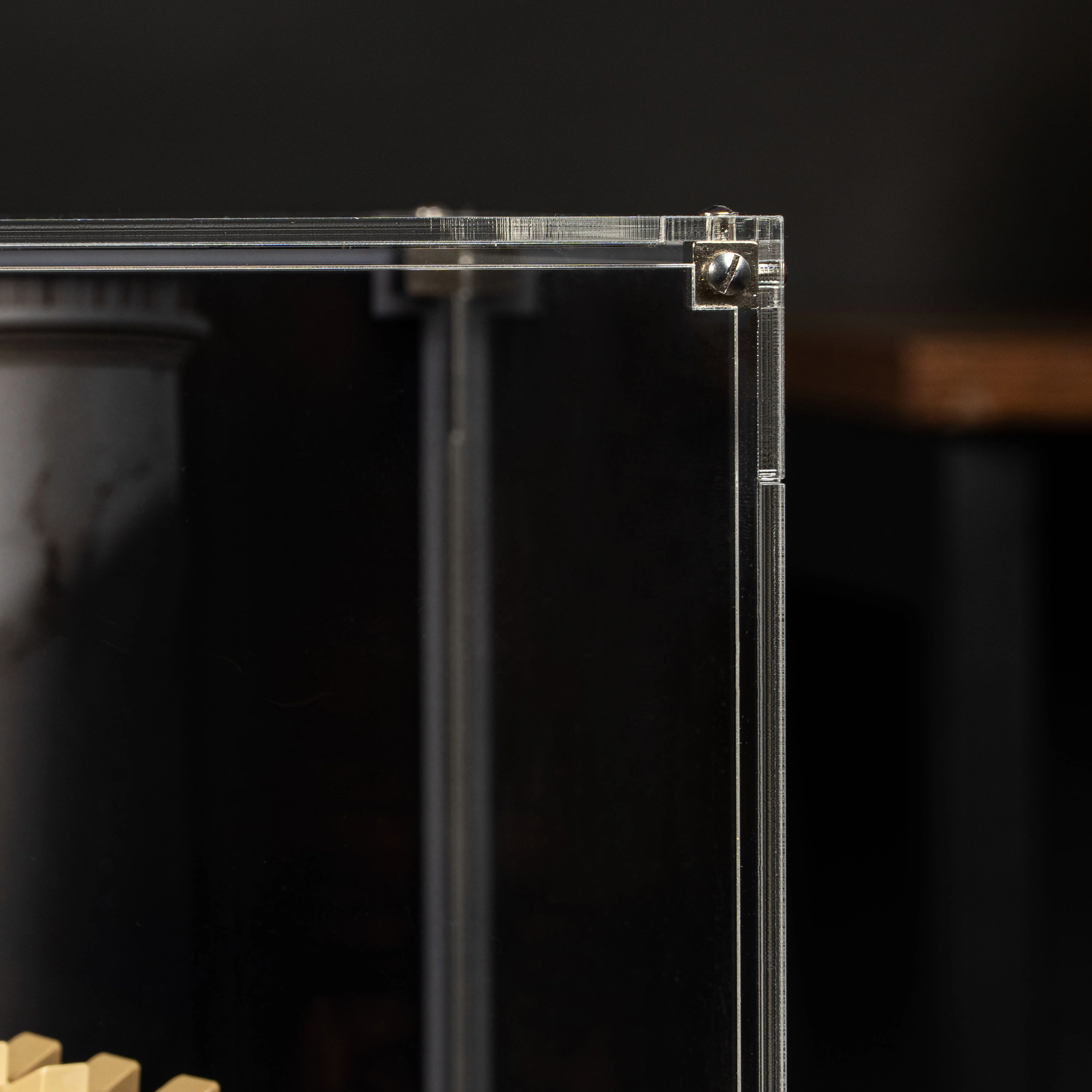 Display Case for LEGO® Jurassic Park: Dinosaur Fossils - Tyrannosaurus Rex (76968) - Image 10