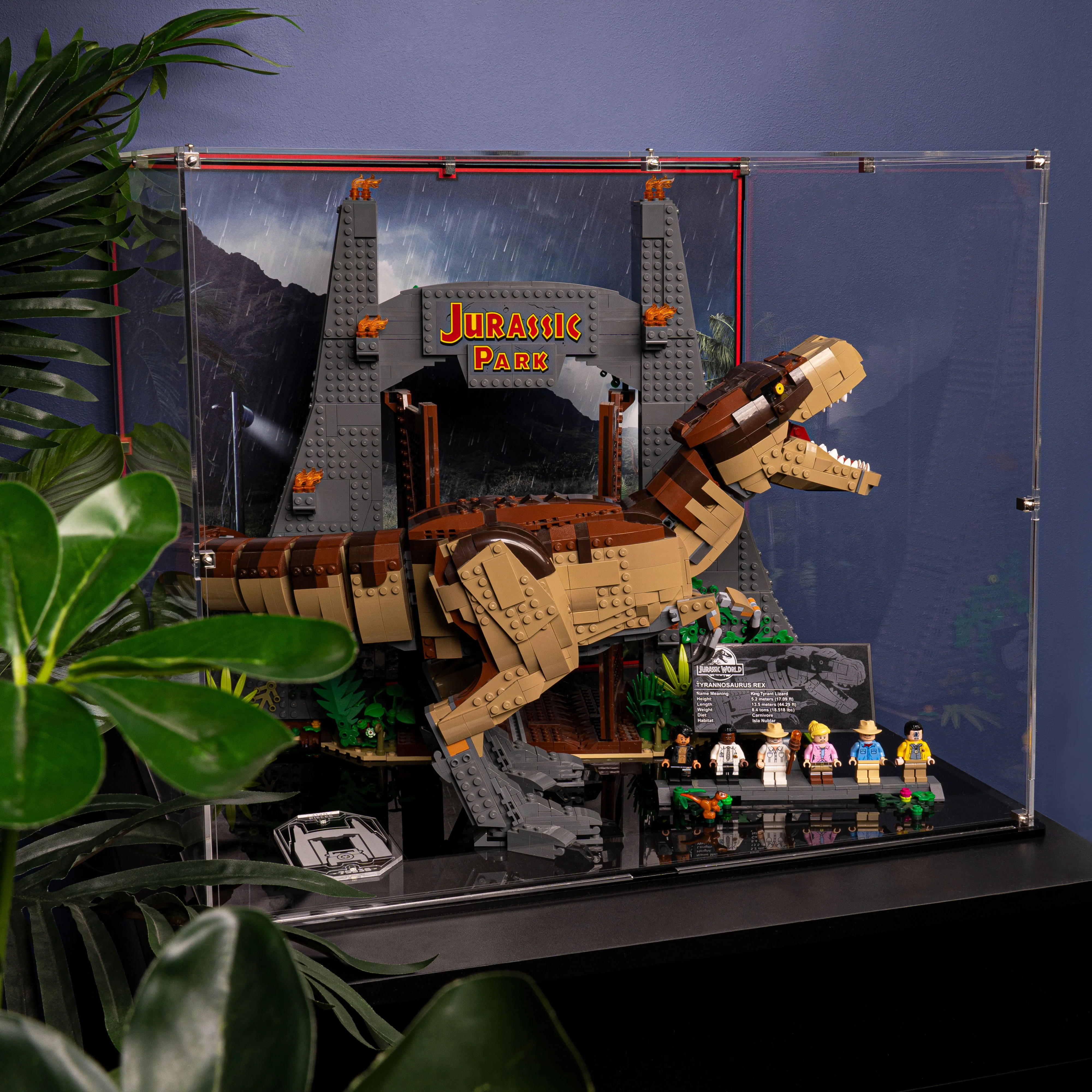 Display Case for LEGO® Jurassic Park: T. rex Rampage (75936) - Image 12