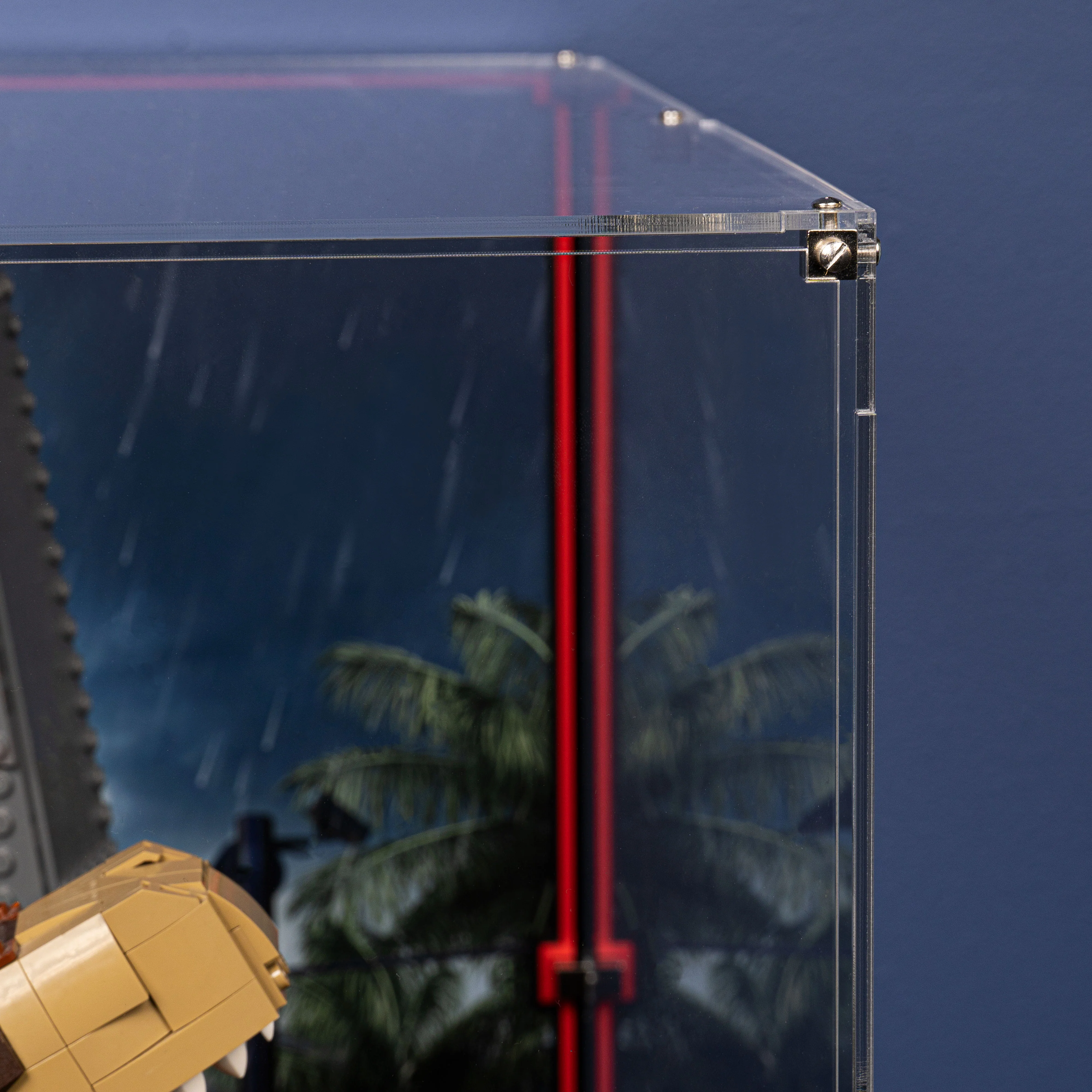 Display Case for LEGO® Jurassic Park: T. rex Rampage (75936) - Image 13