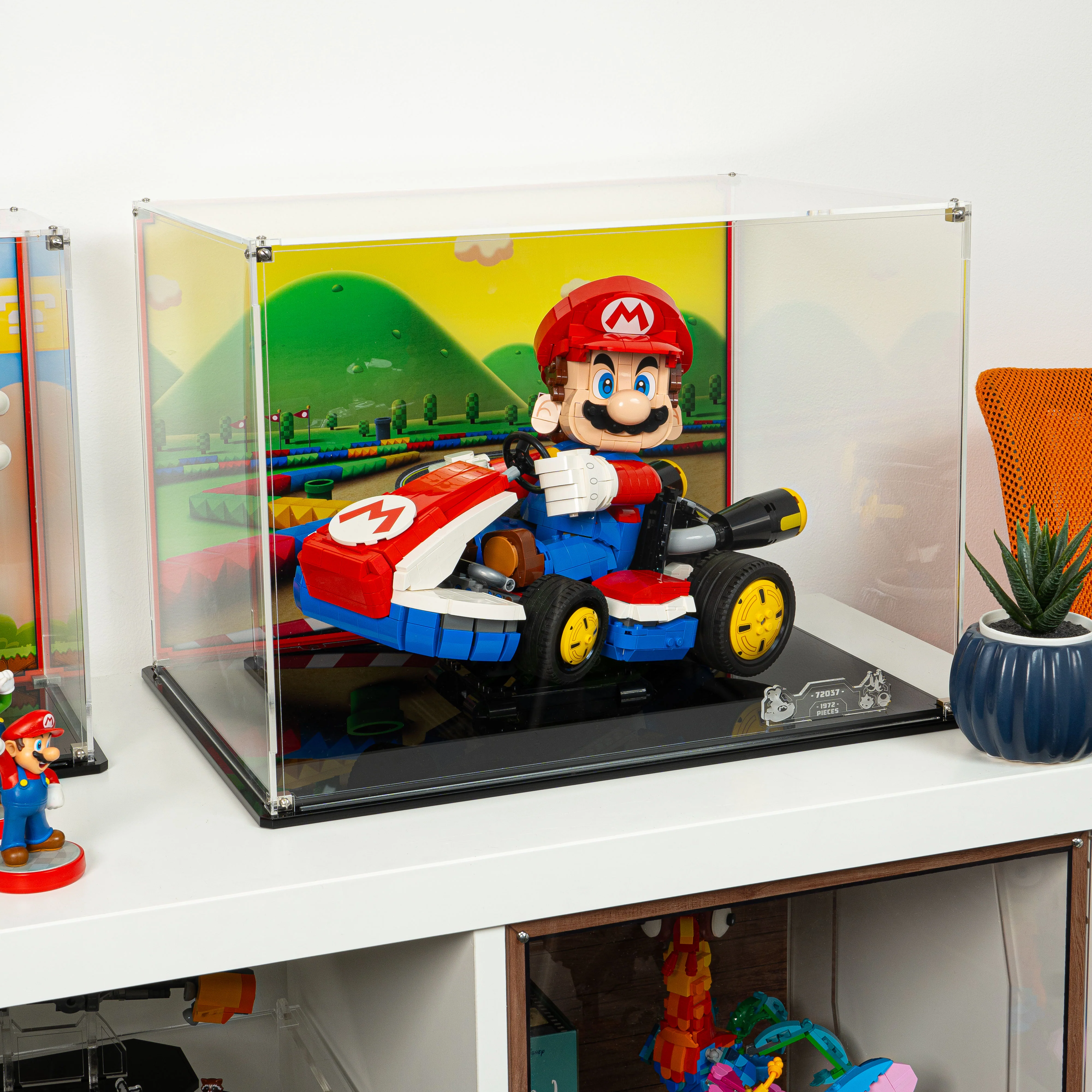 Display Case for LEGO® Mario Kart™ Mario & Standard Kart (72037) - Image 5