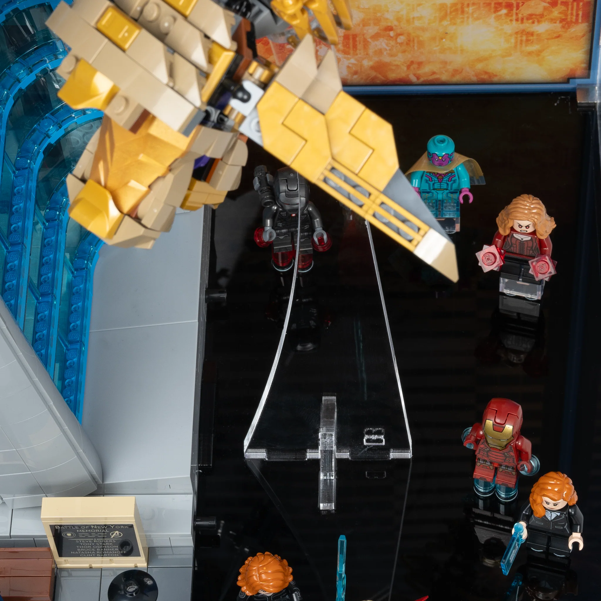 Display Case for LEGO® Marvel: Avengers Tower (76269) - Image 12
