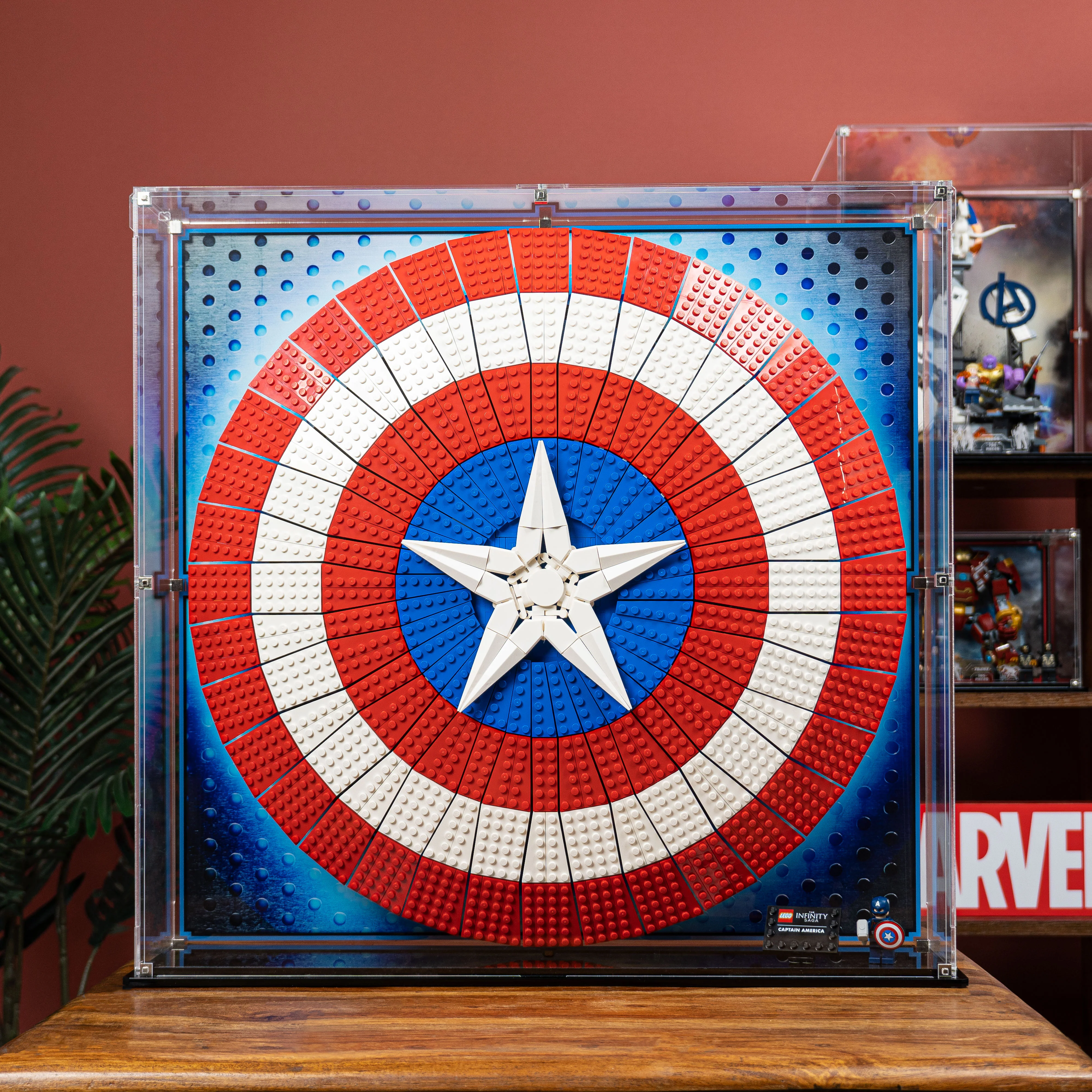 Display Case for LEGO® Marvel Captain America's Shield (76262) - Image 10