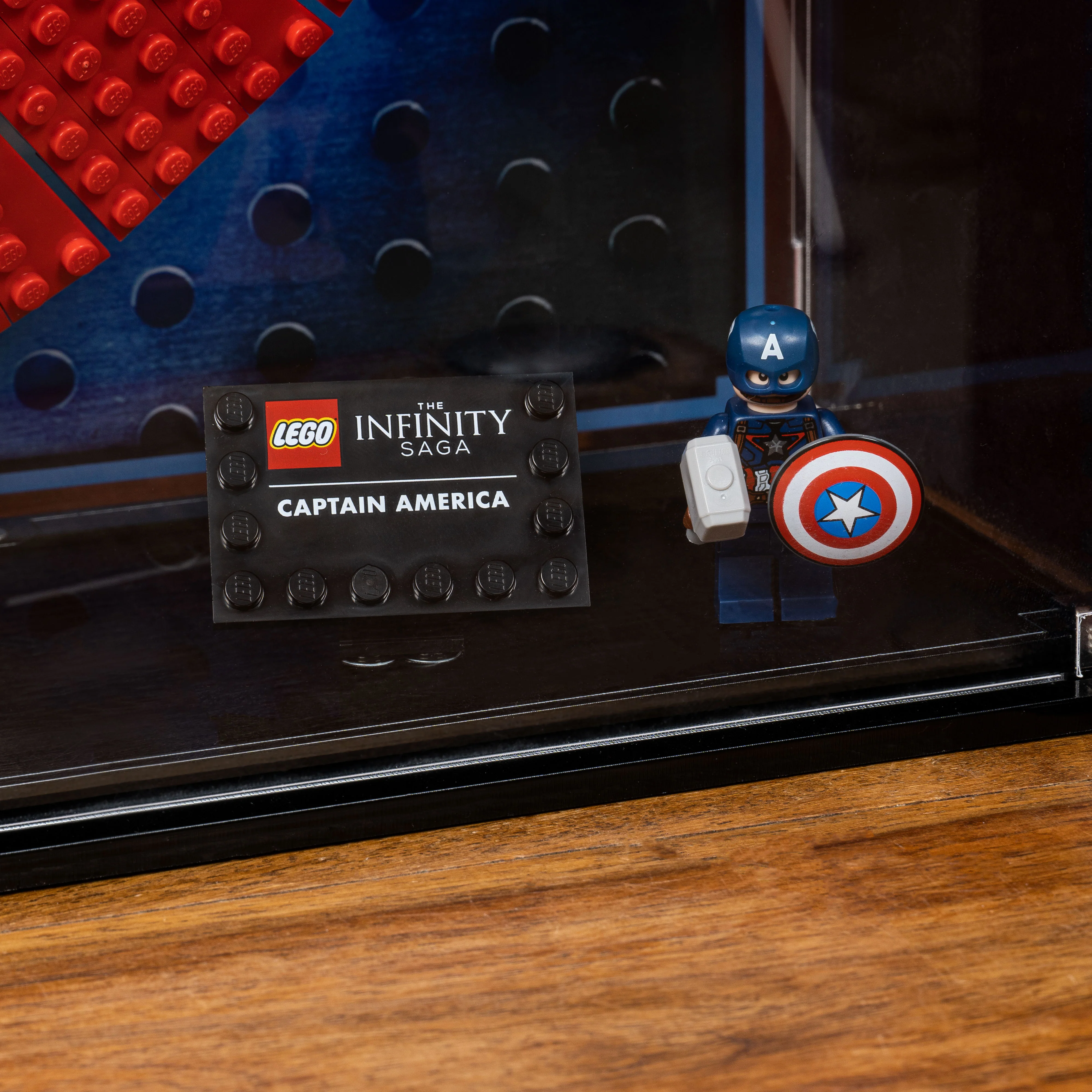 Display Case for LEGO® Marvel Captain America's Shield (76262) - Image 14