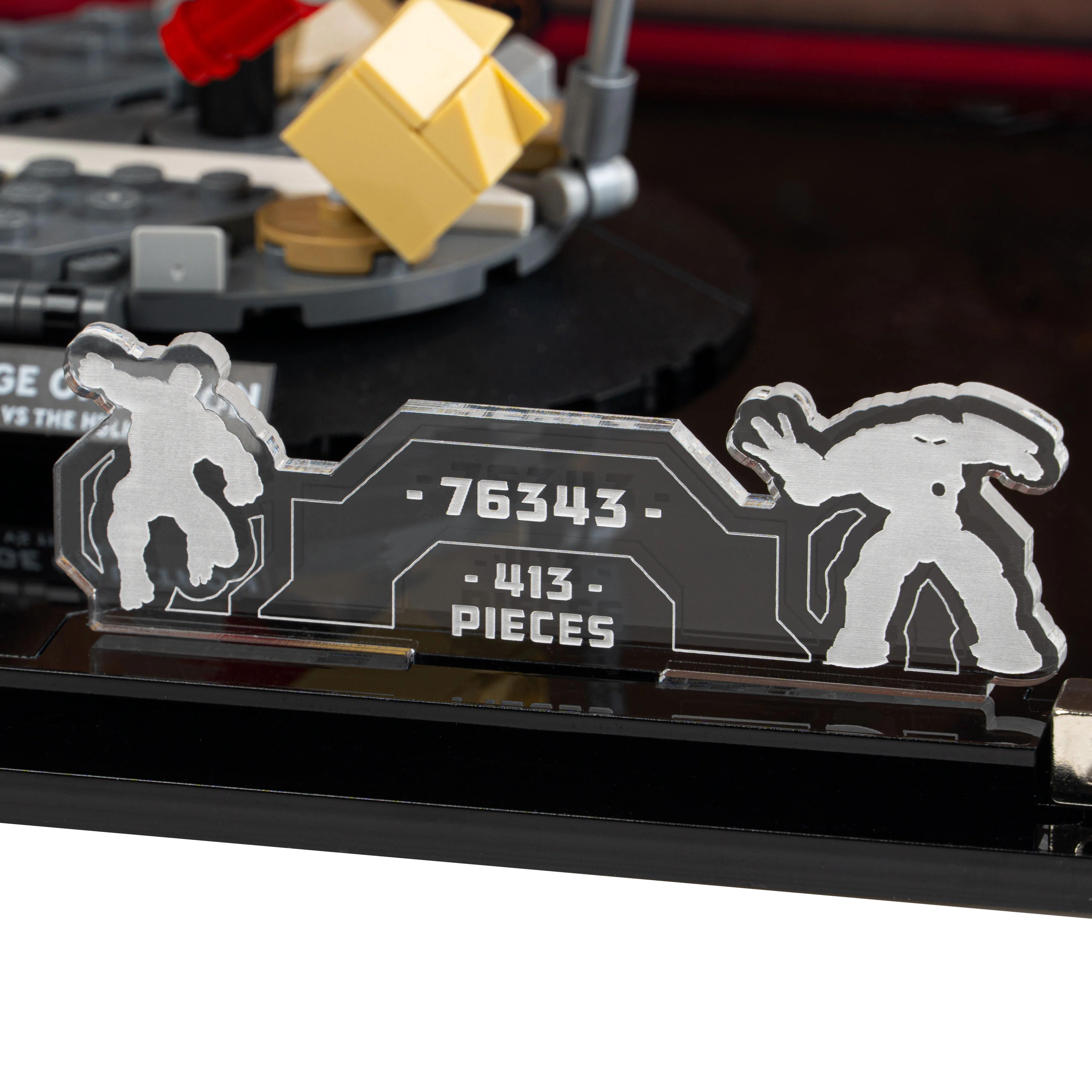 Display Case for LEGO® Marvel: Epic Battle: Hulkbuster vs. The Hulk (76343) - Image 8